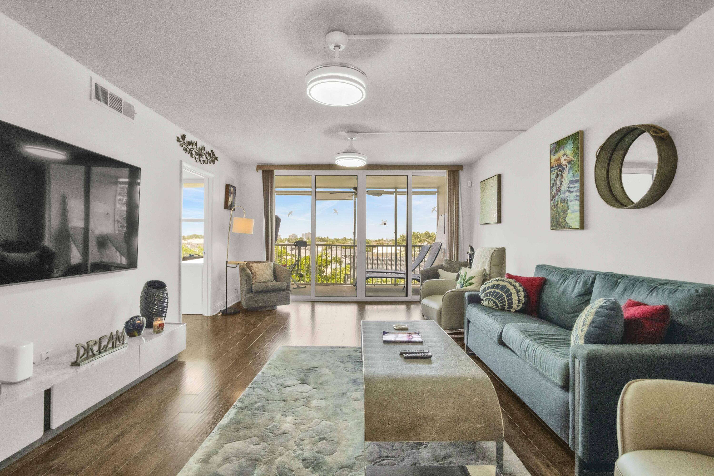 NO 2 PALM-AIRE AT CORAL KEY - Residential