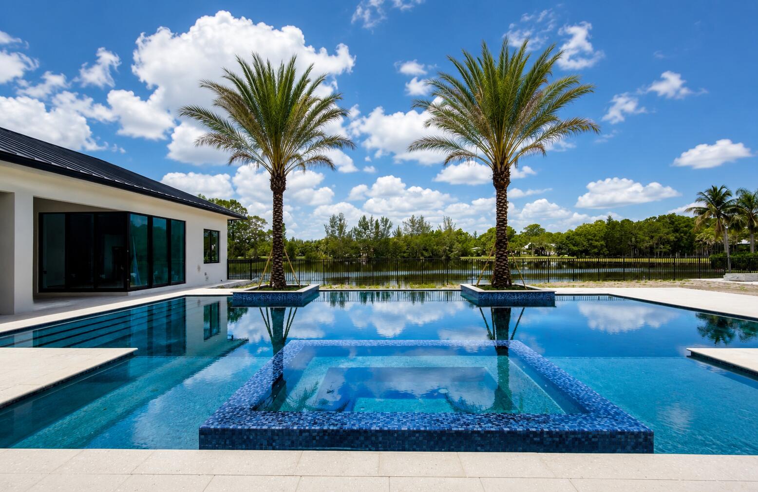 HOMELAND - Residential