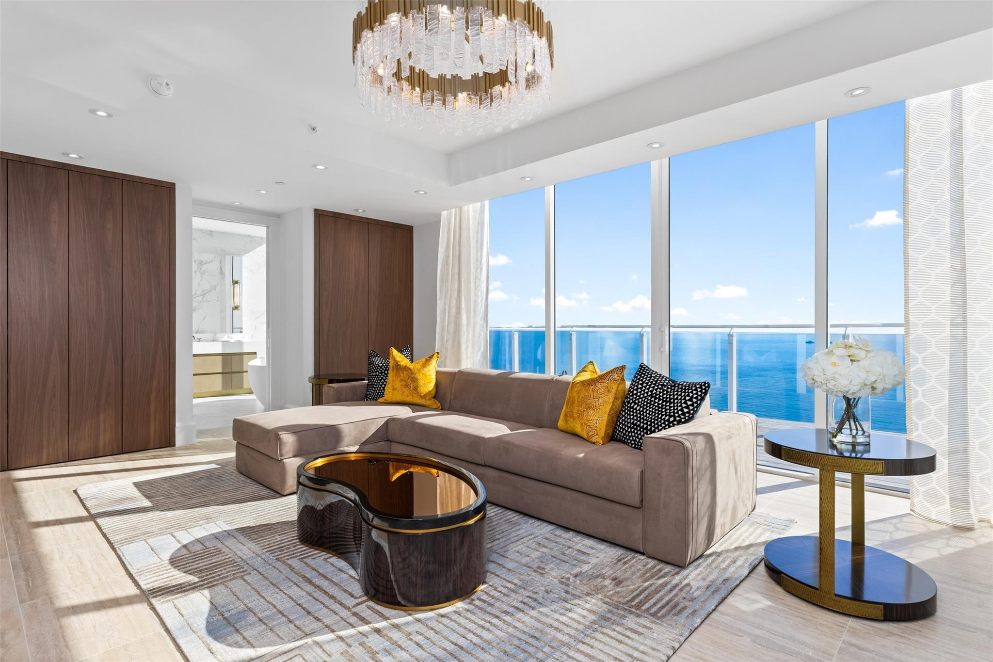 Four Seasons - Residential