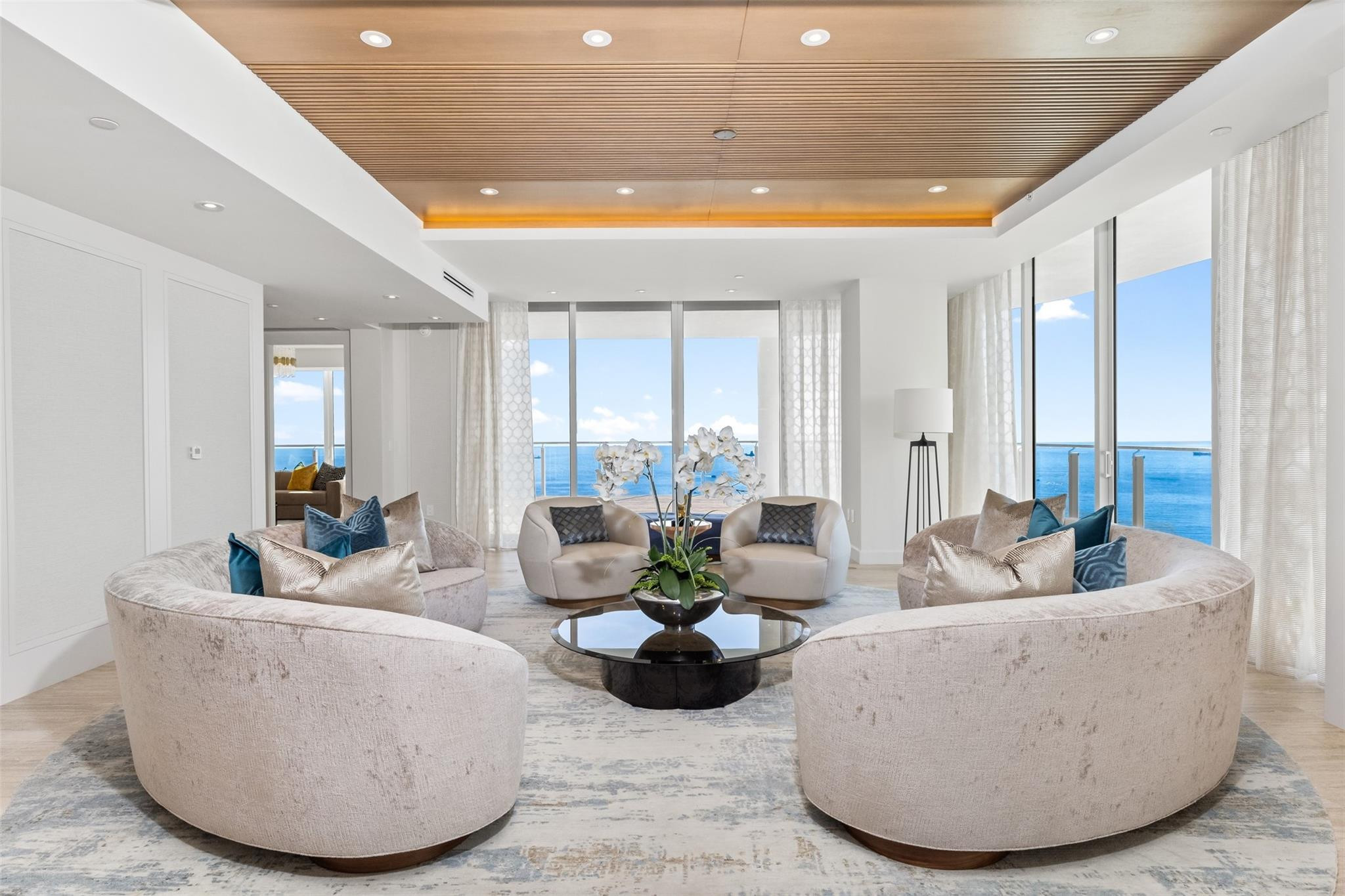 Four Seasons - Residential