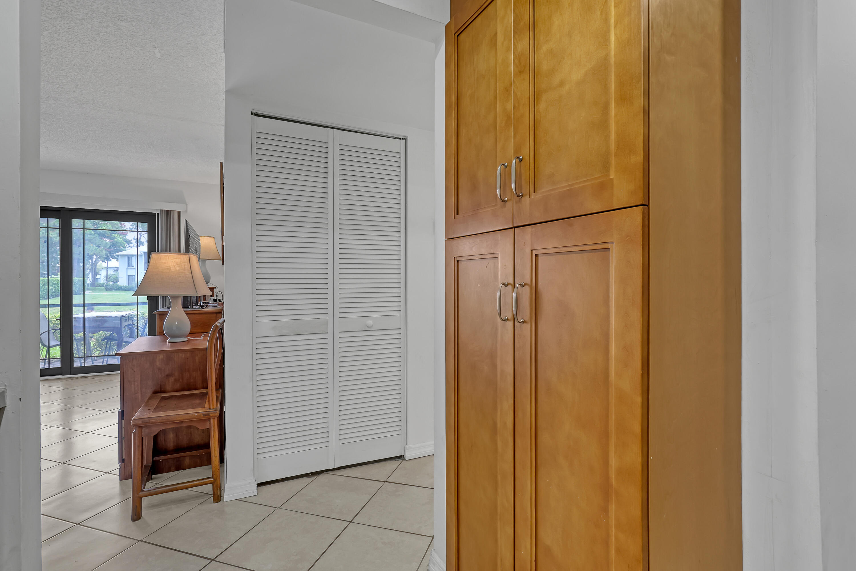 PALM CLUB WEST VILLAGE 1 CONDO - Residential