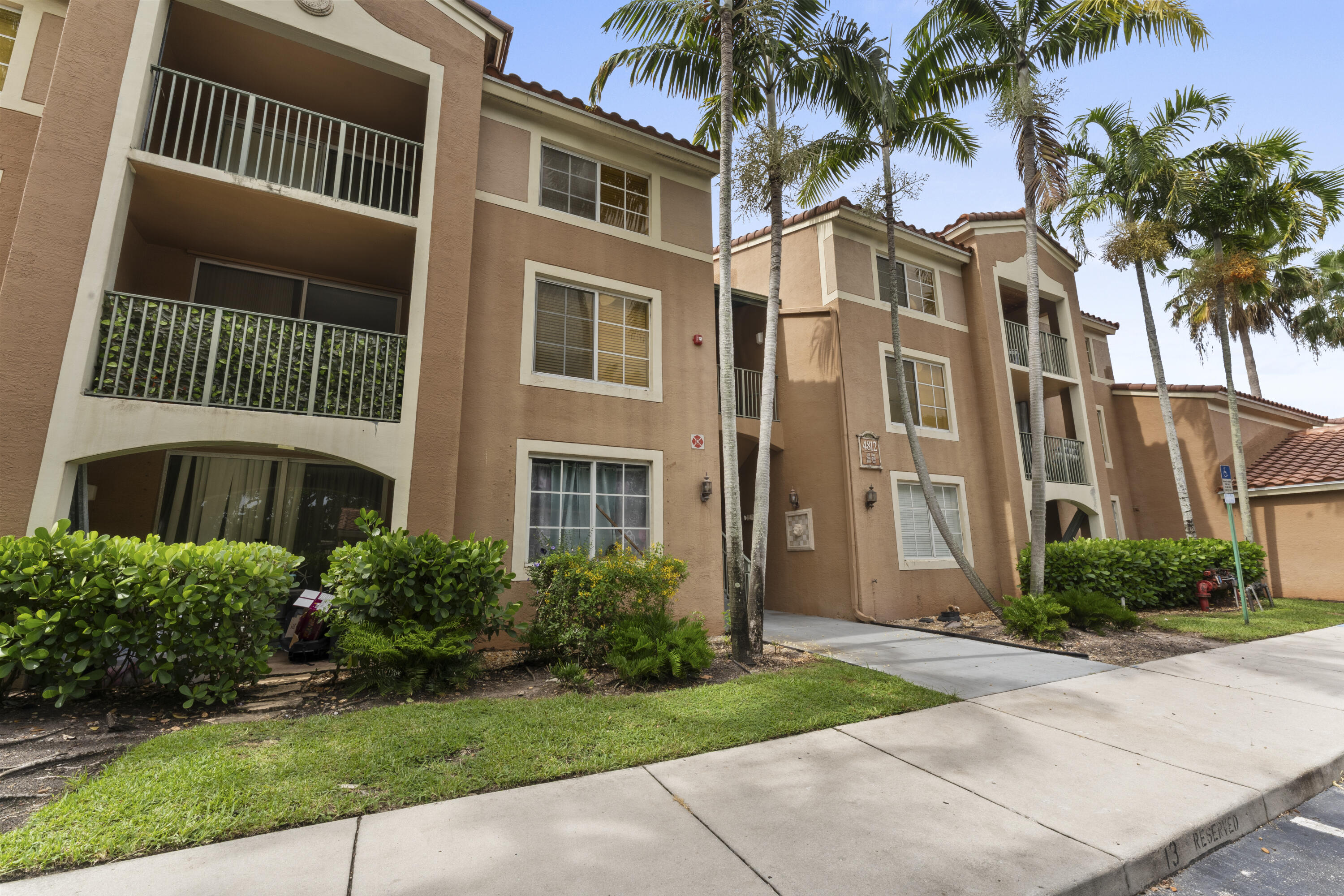CARRINGTON AT COCONUT CREEK - Residential