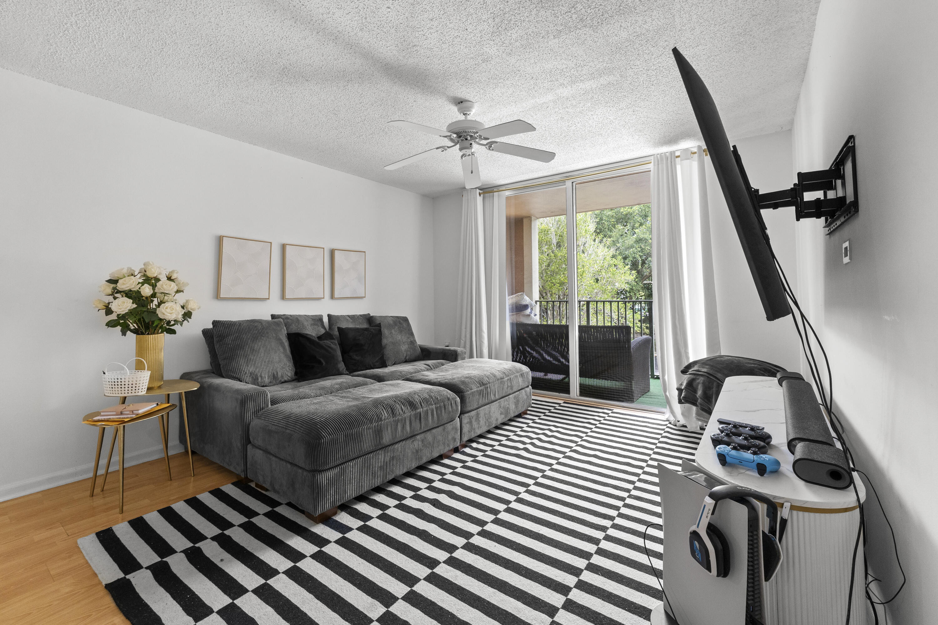 CARRINGTON AT COCONUT CREEK - Residential