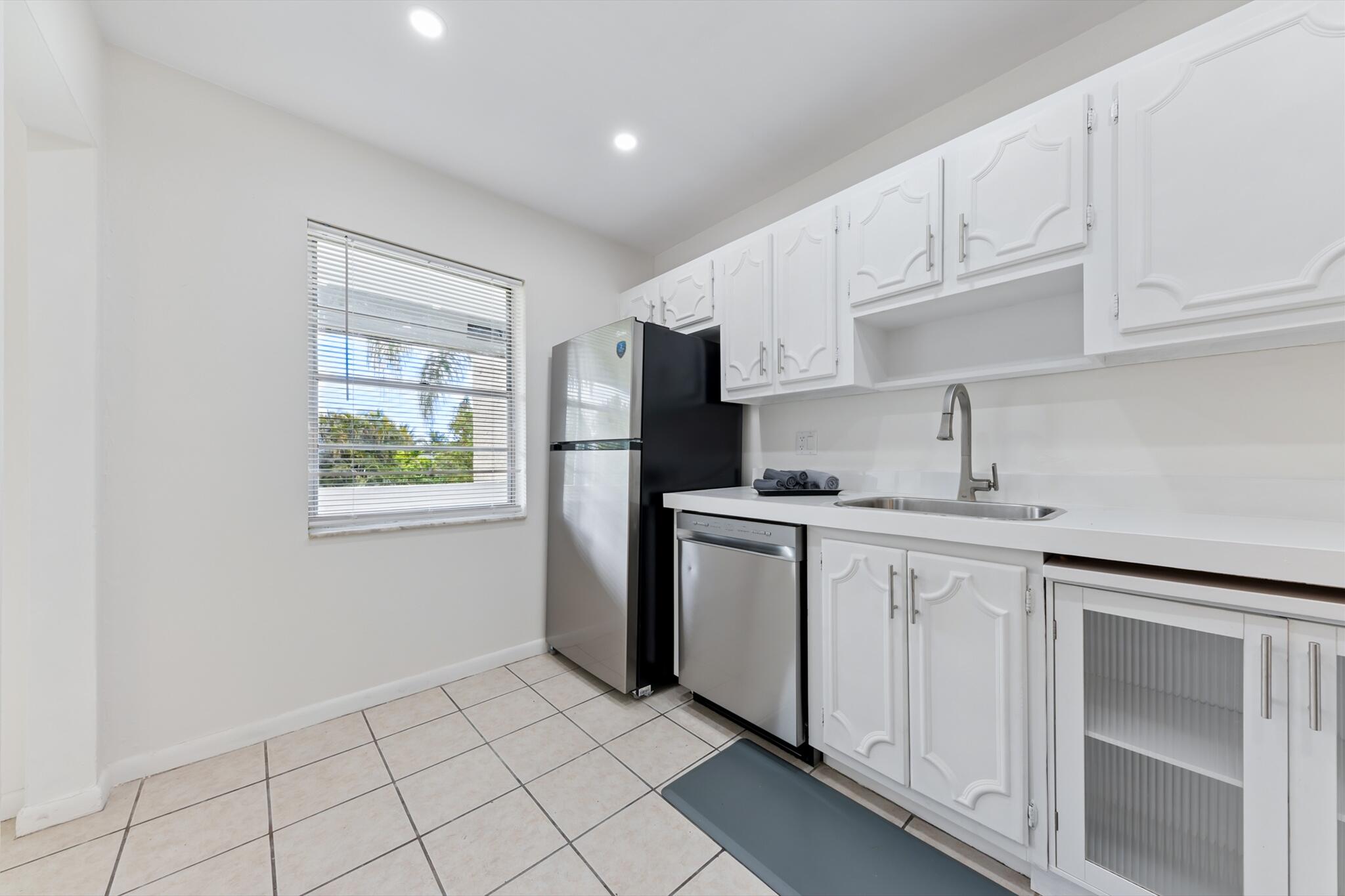 CHAROLAIS CONDO - Residential