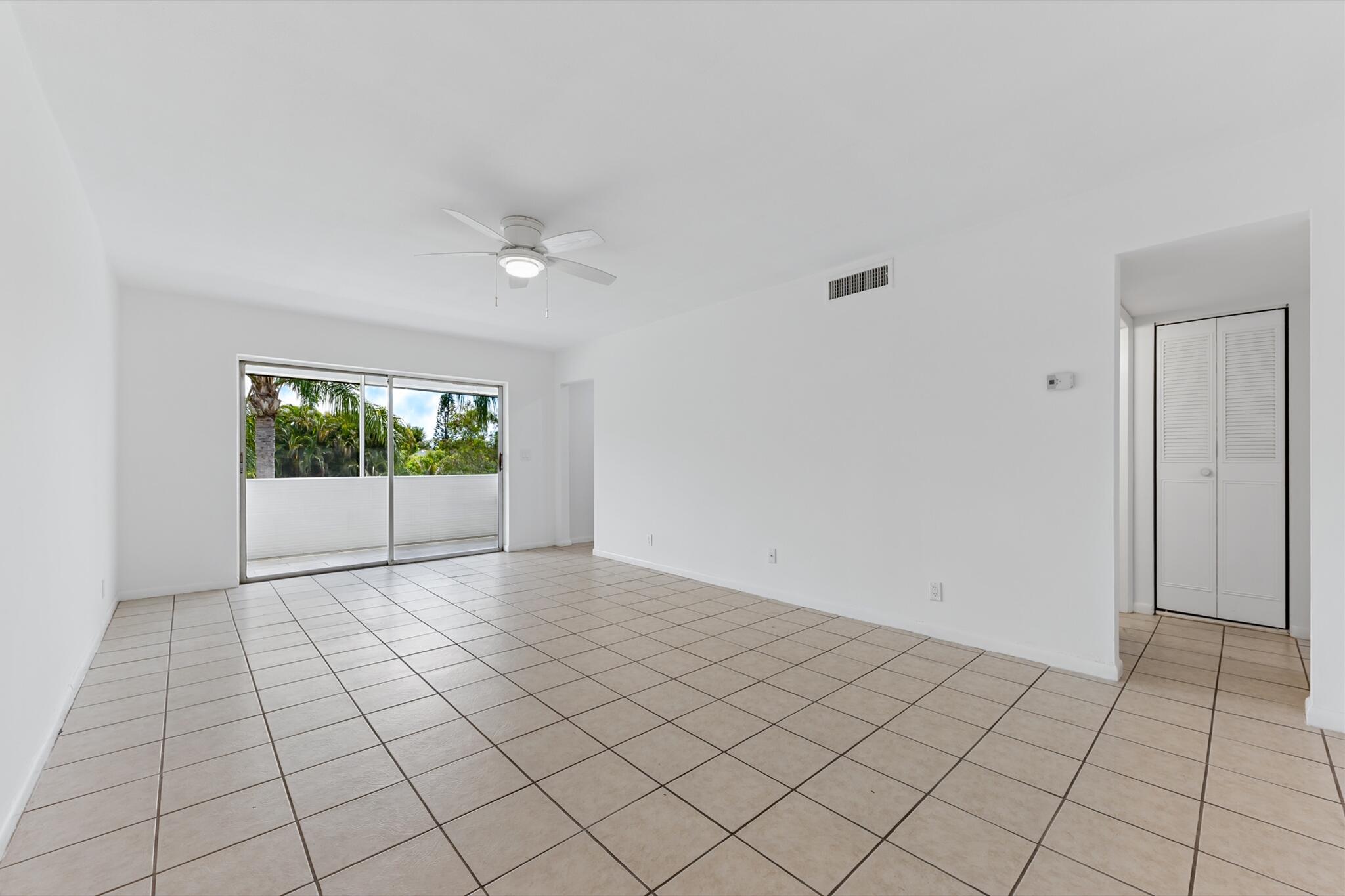 CHAROLAIS CONDO - Residential