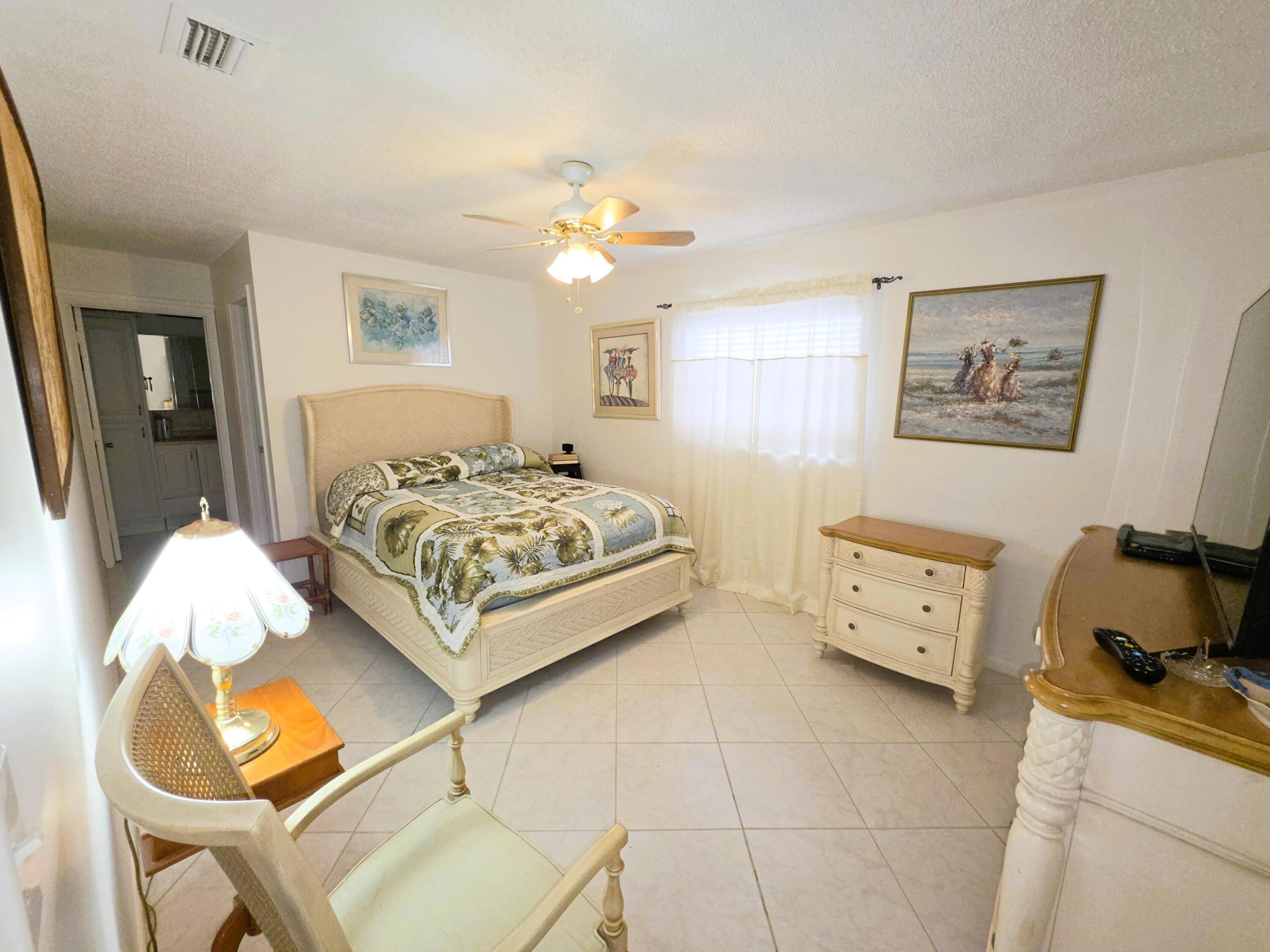 CYPRESS LAKES 4 - Residential