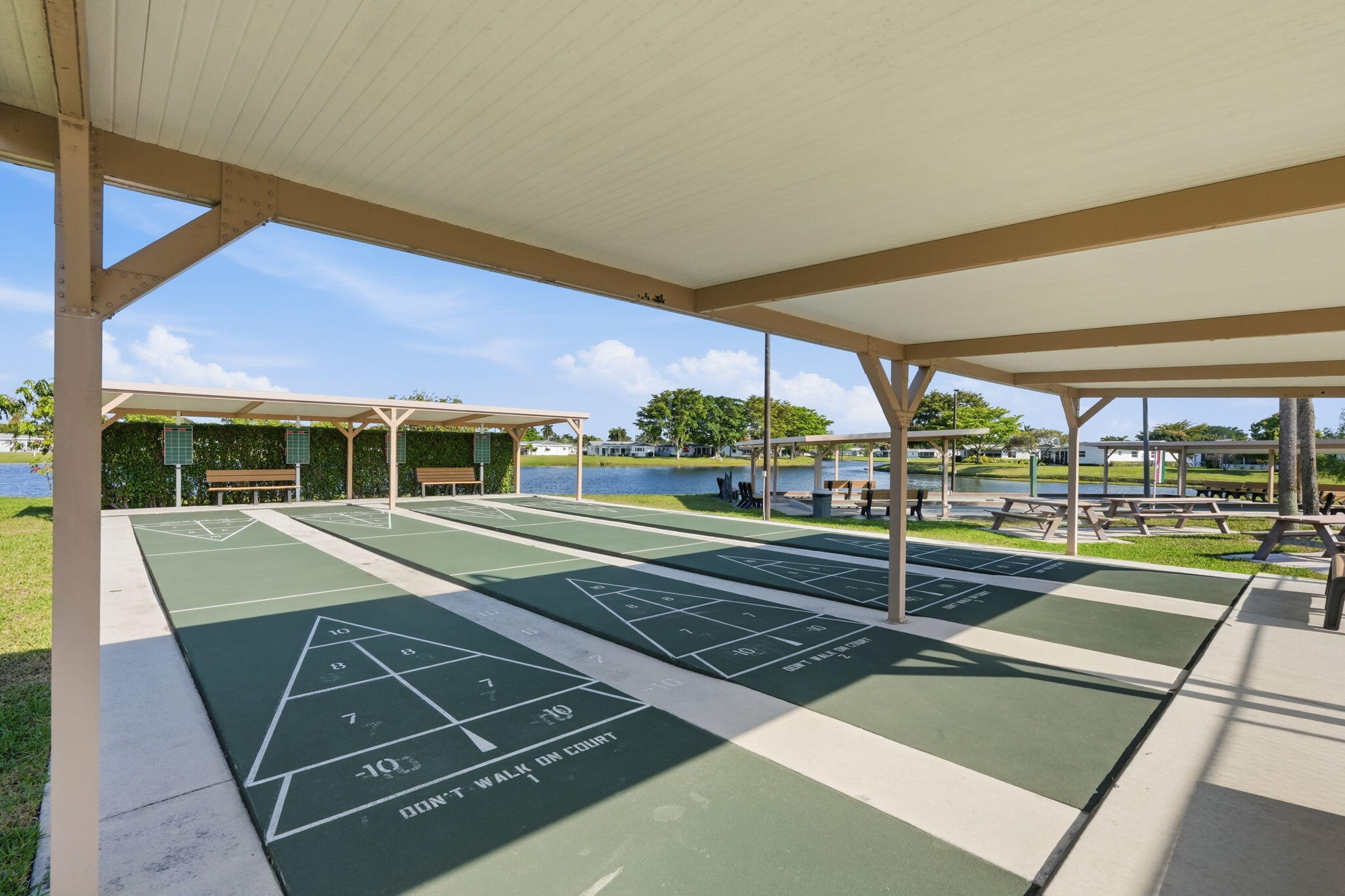 CYPRESS LAKES 4 - Residential