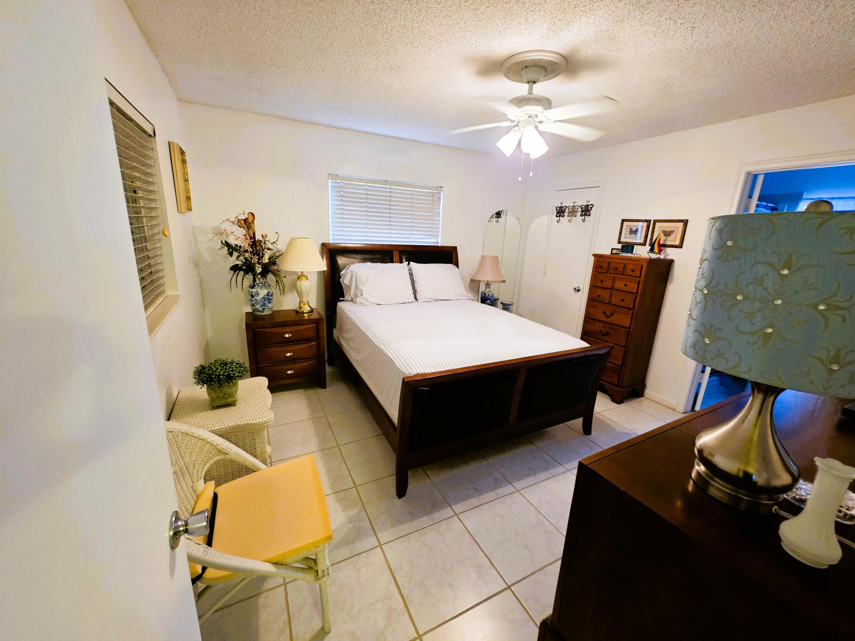 CYPRESS LAKES 4 - Residential