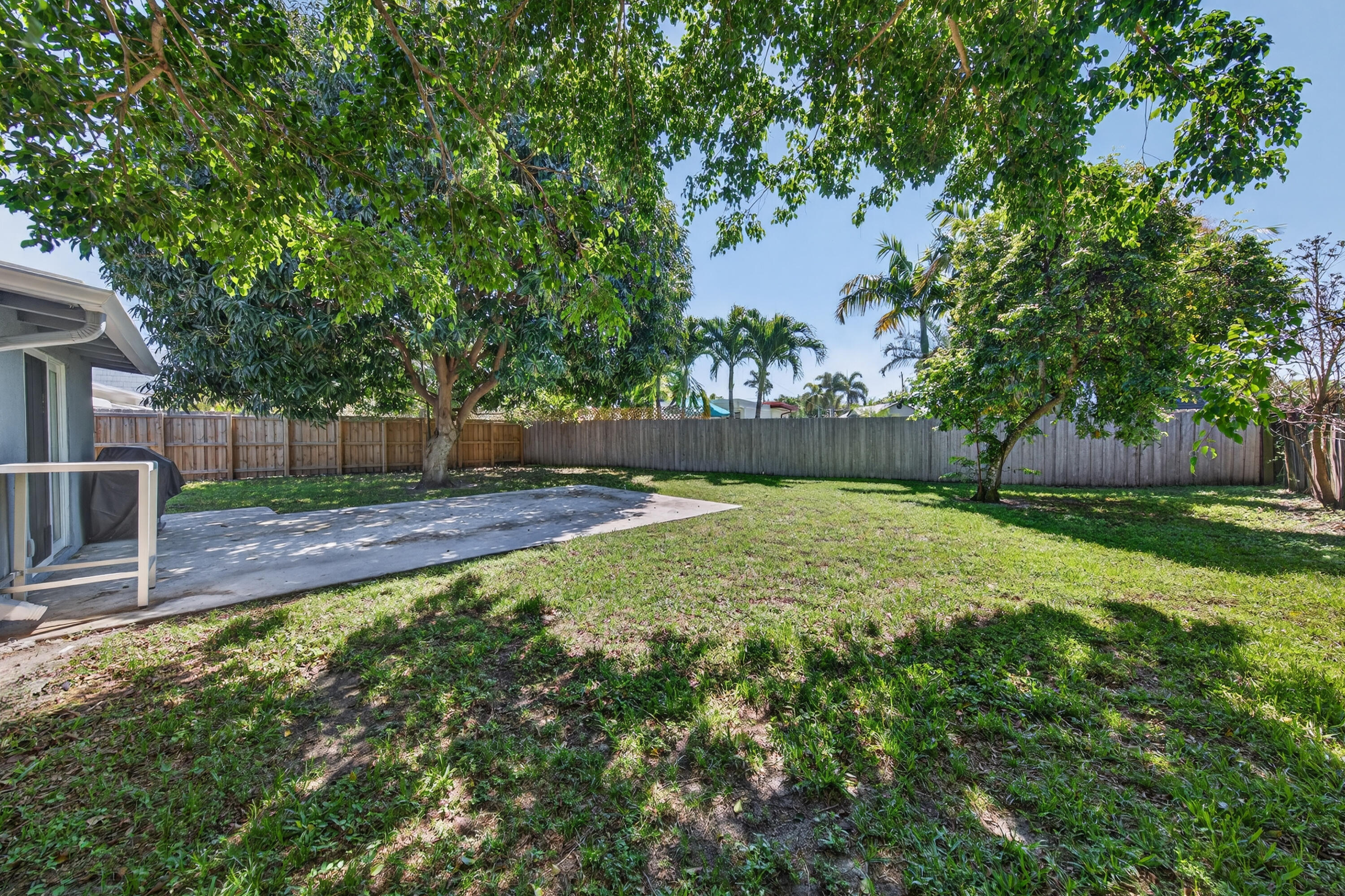 CORAL POINT - Residential