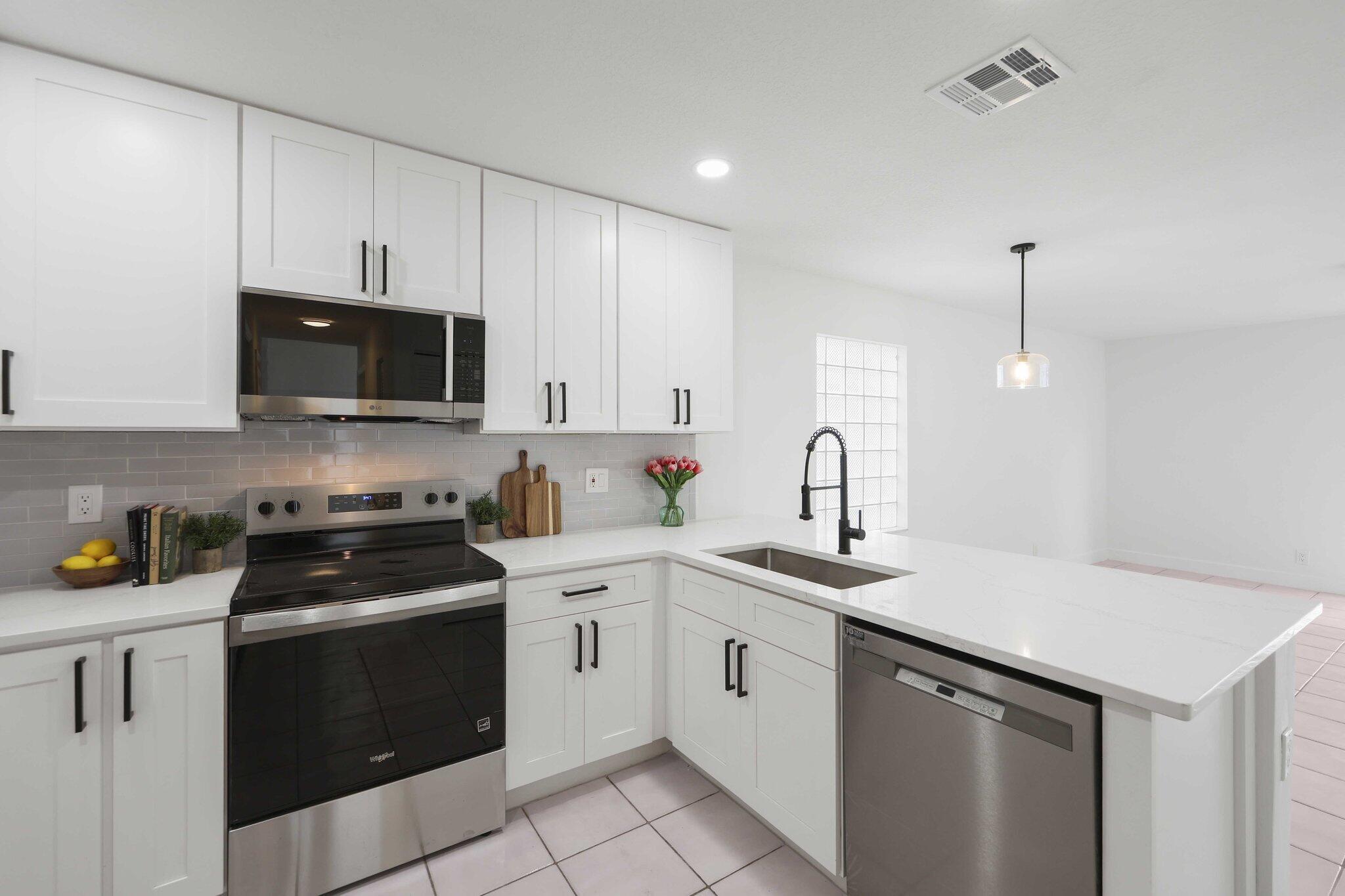 WEST GLEN VILLAGE - Residential