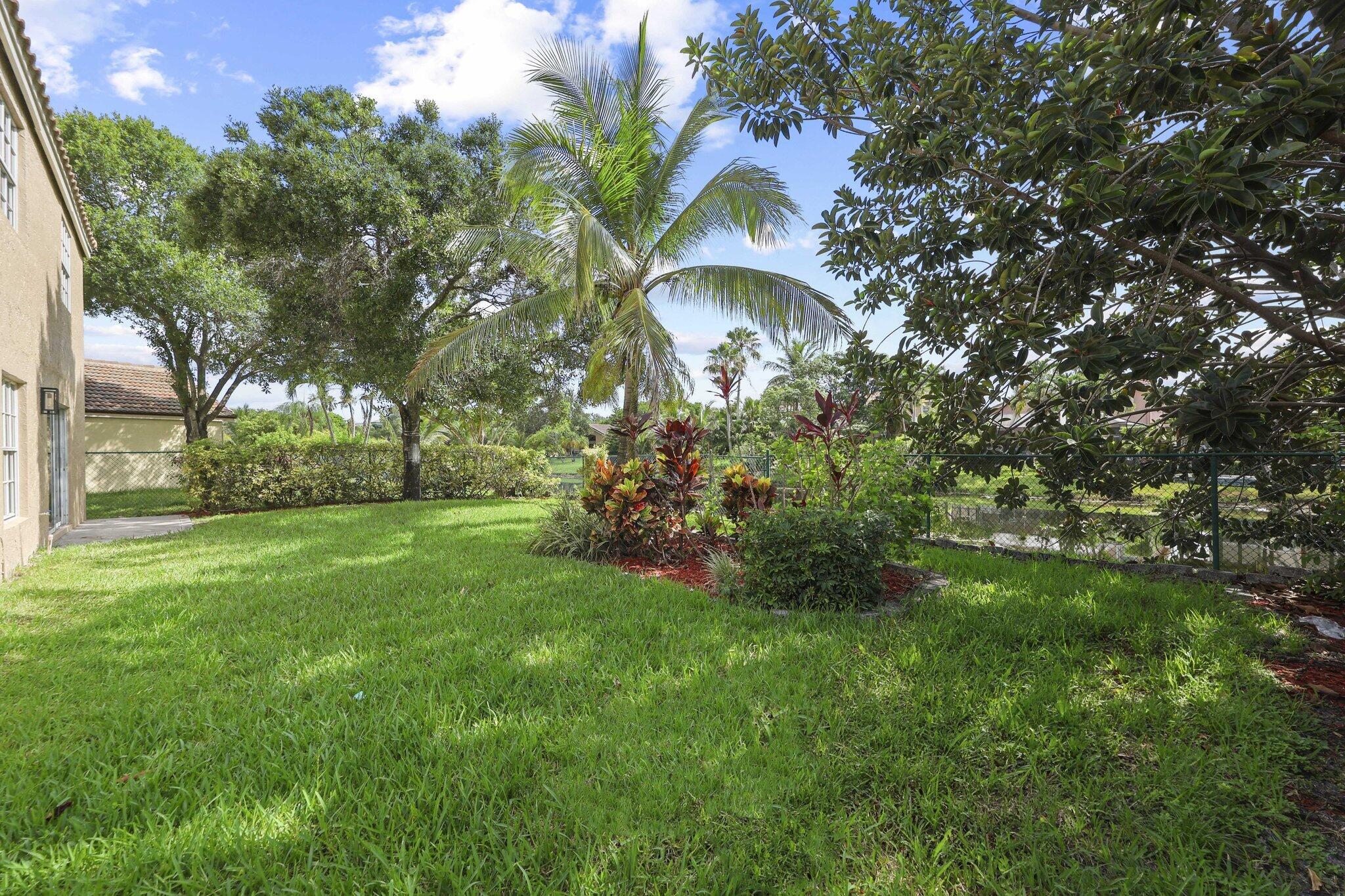 WEST GLEN VILLAGE - Residential