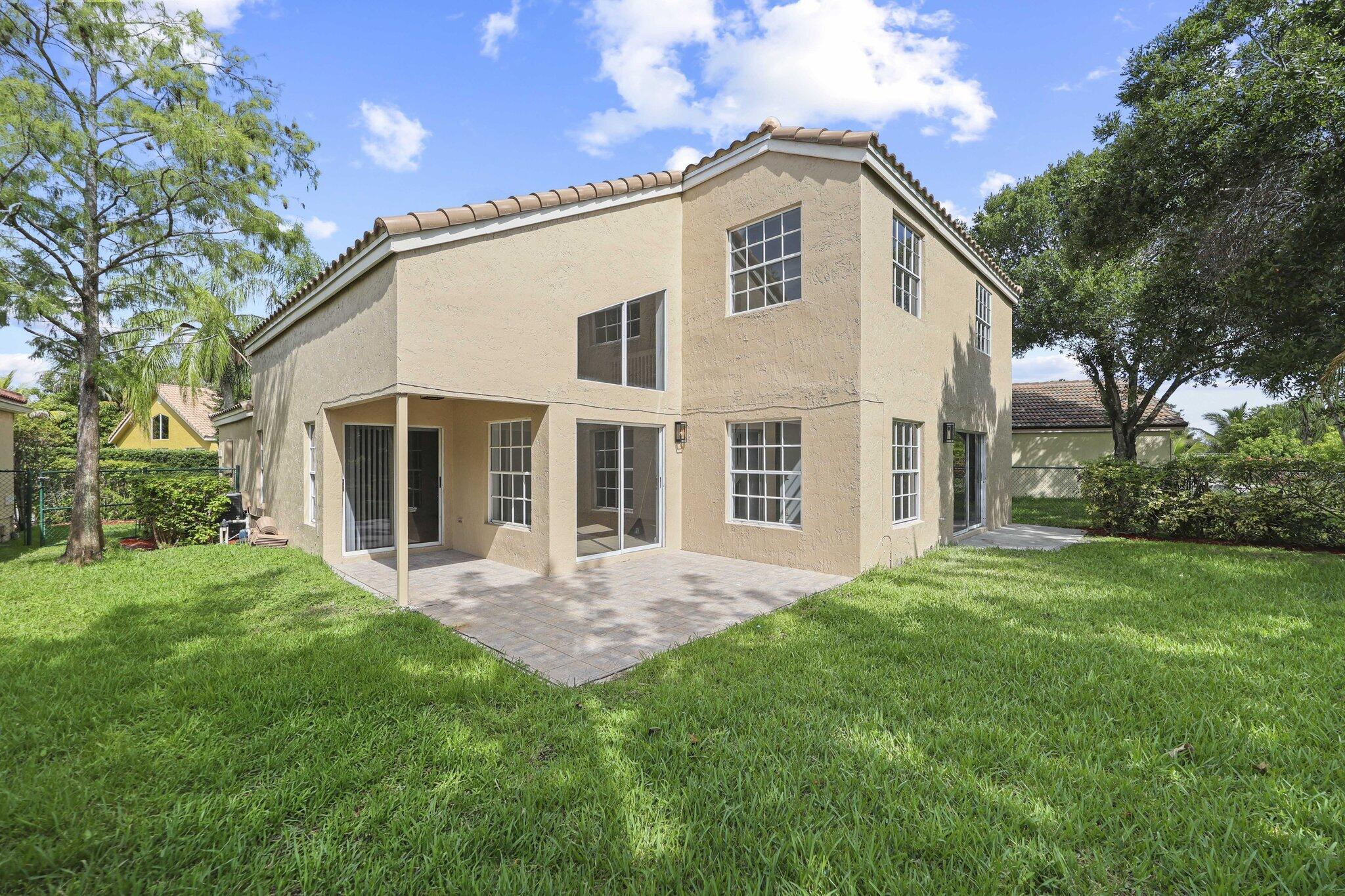 WEST GLEN VILLAGE - Residential