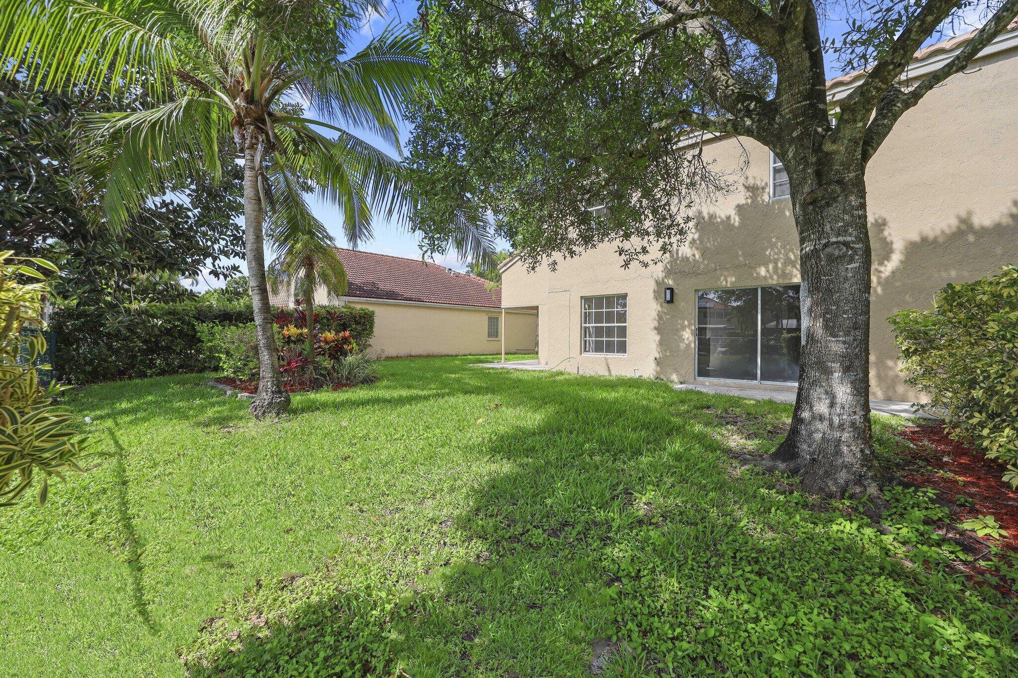 WEST GLEN VILLAGE - Residential