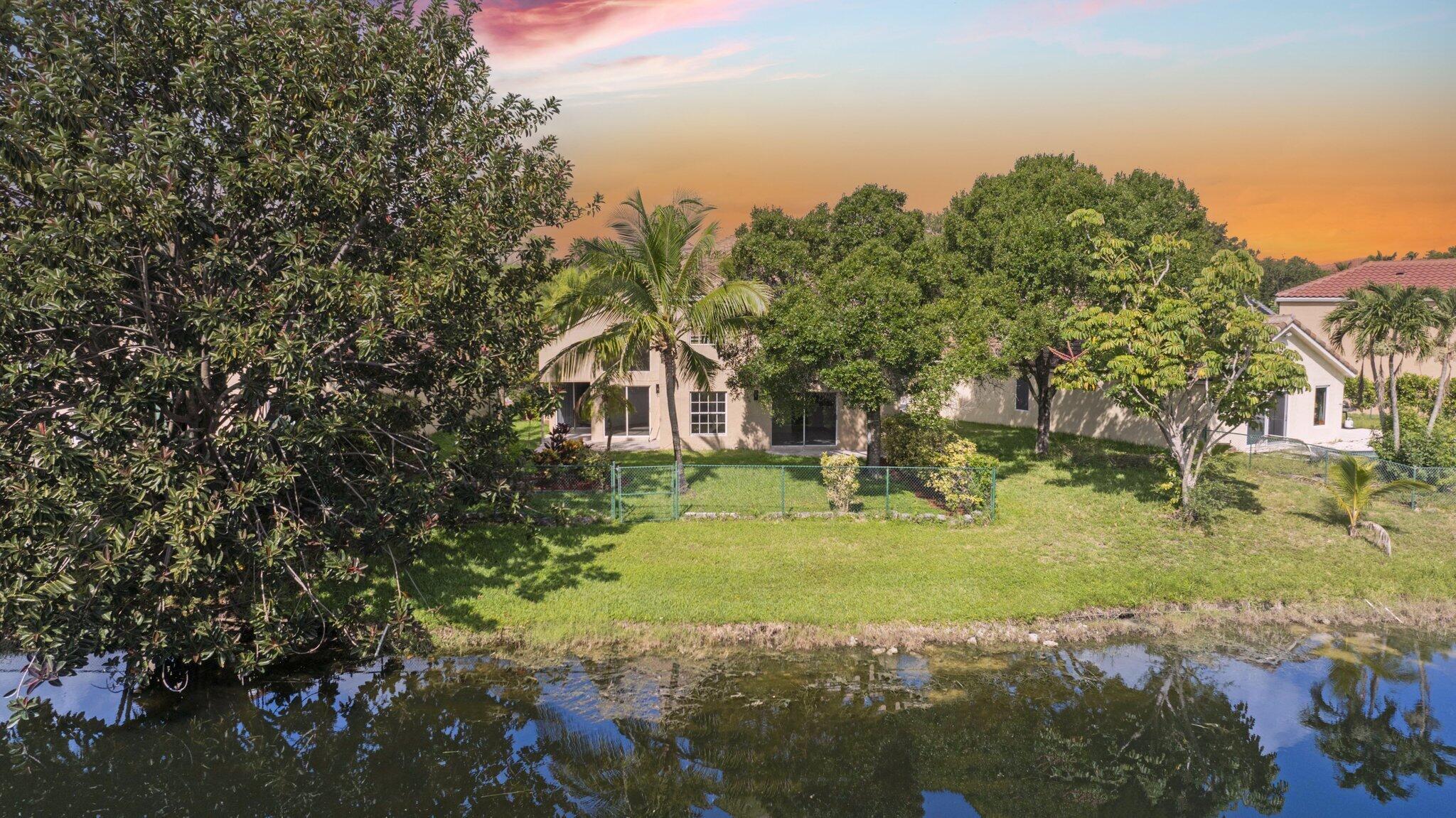 WEST GLEN VILLAGE - Residential