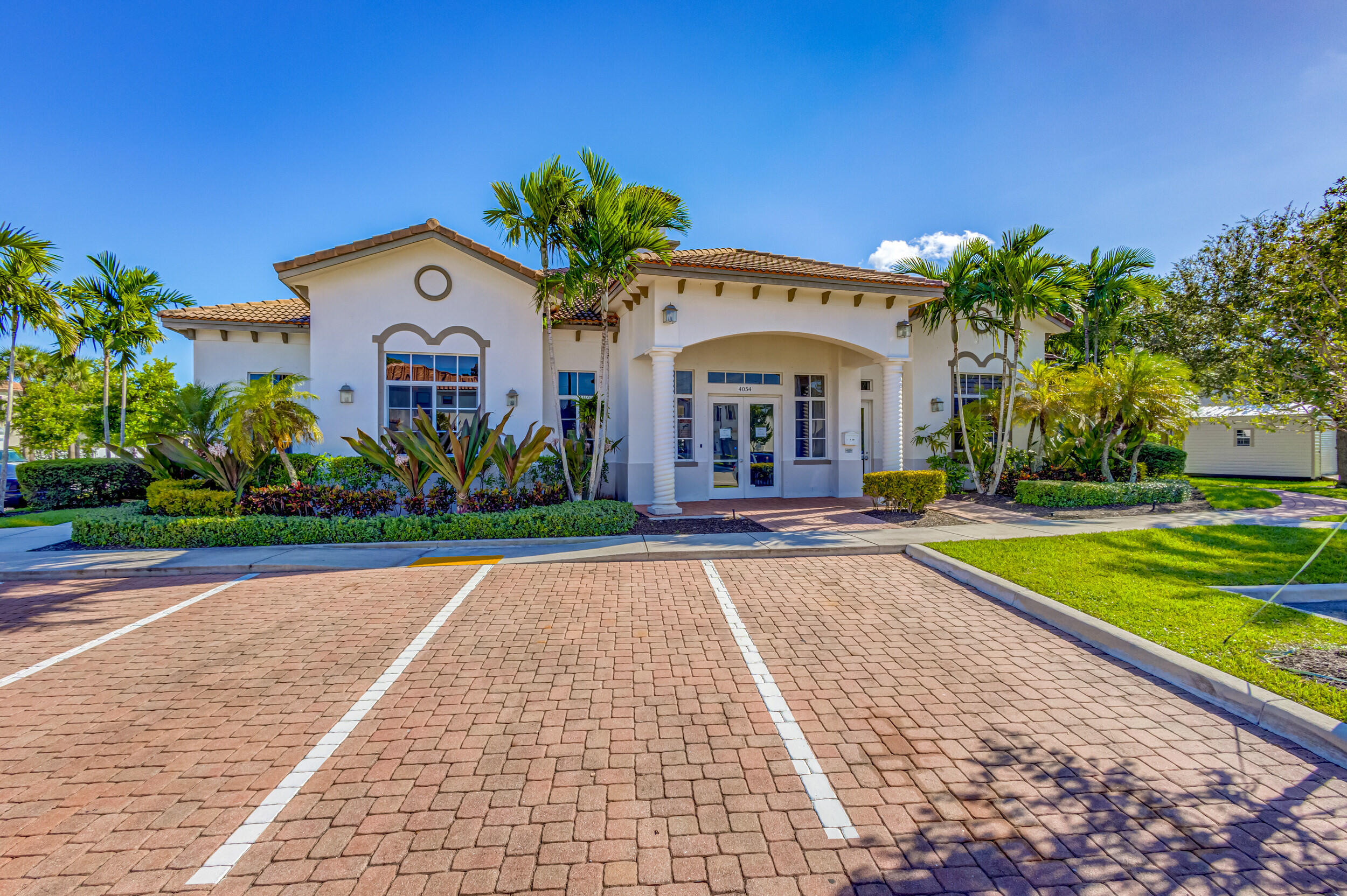 MEDITERRANEA - Residential Lease