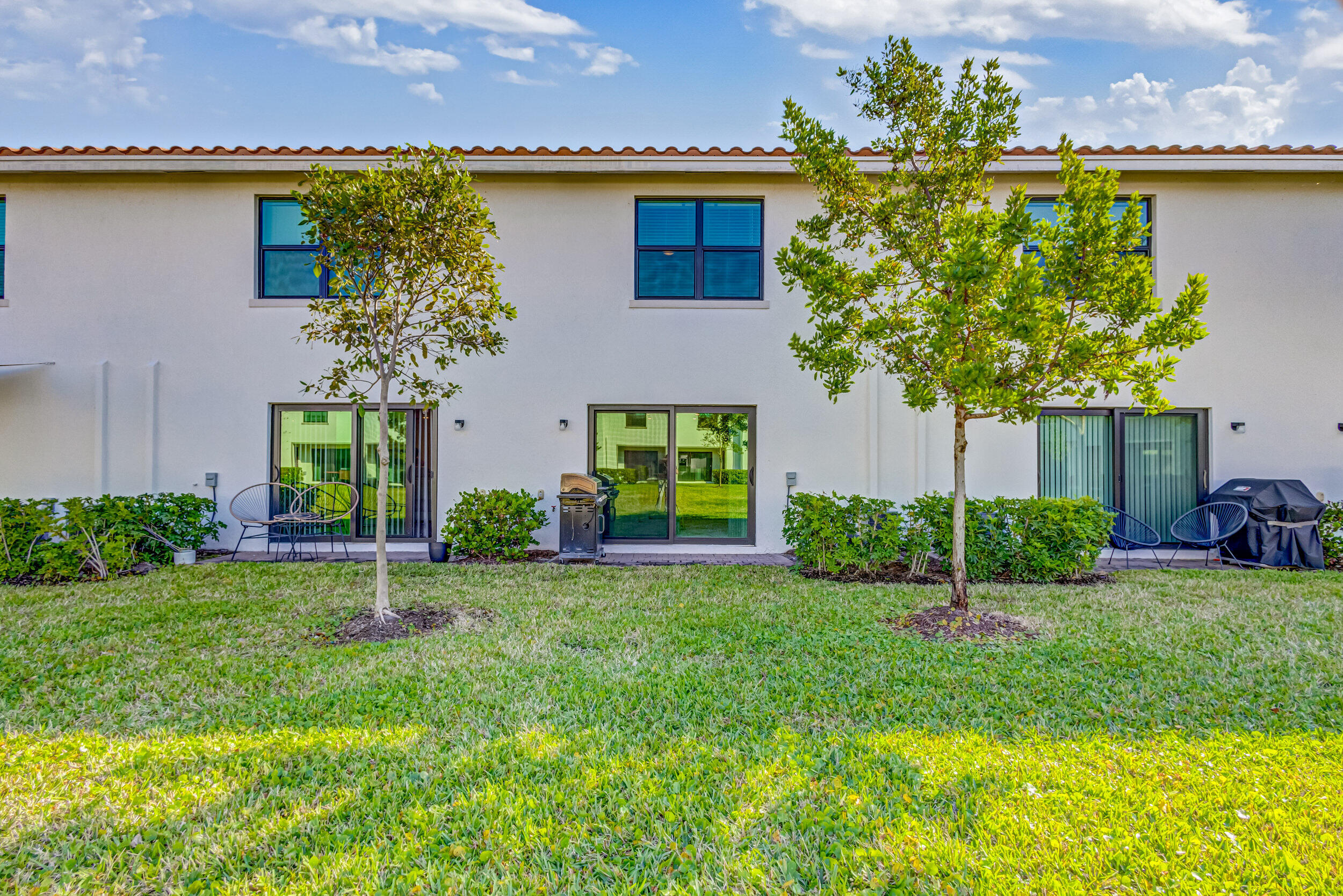MEDITERRANEA - Residential Lease