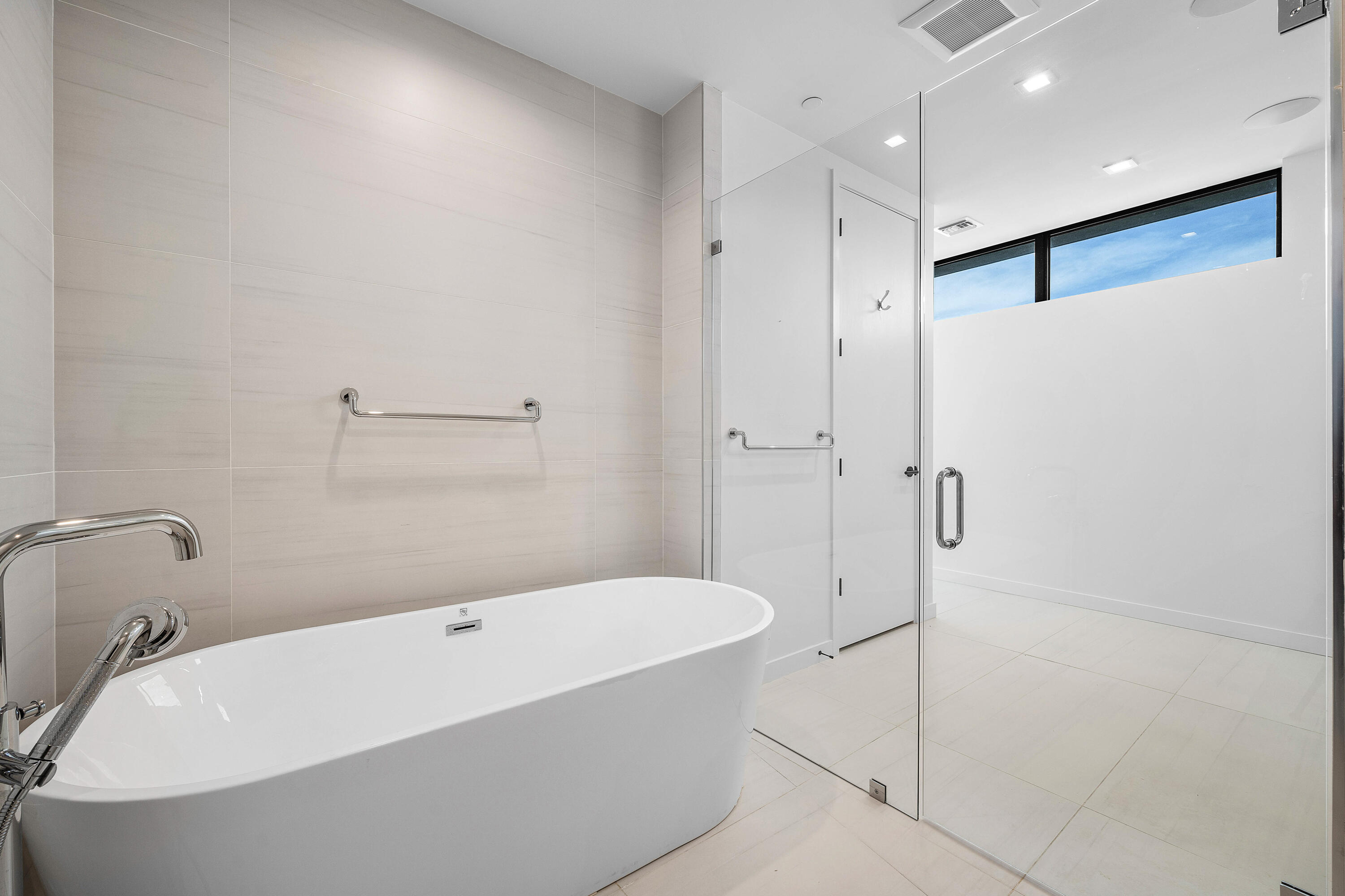 Gulf Stream Views - Residential Lease