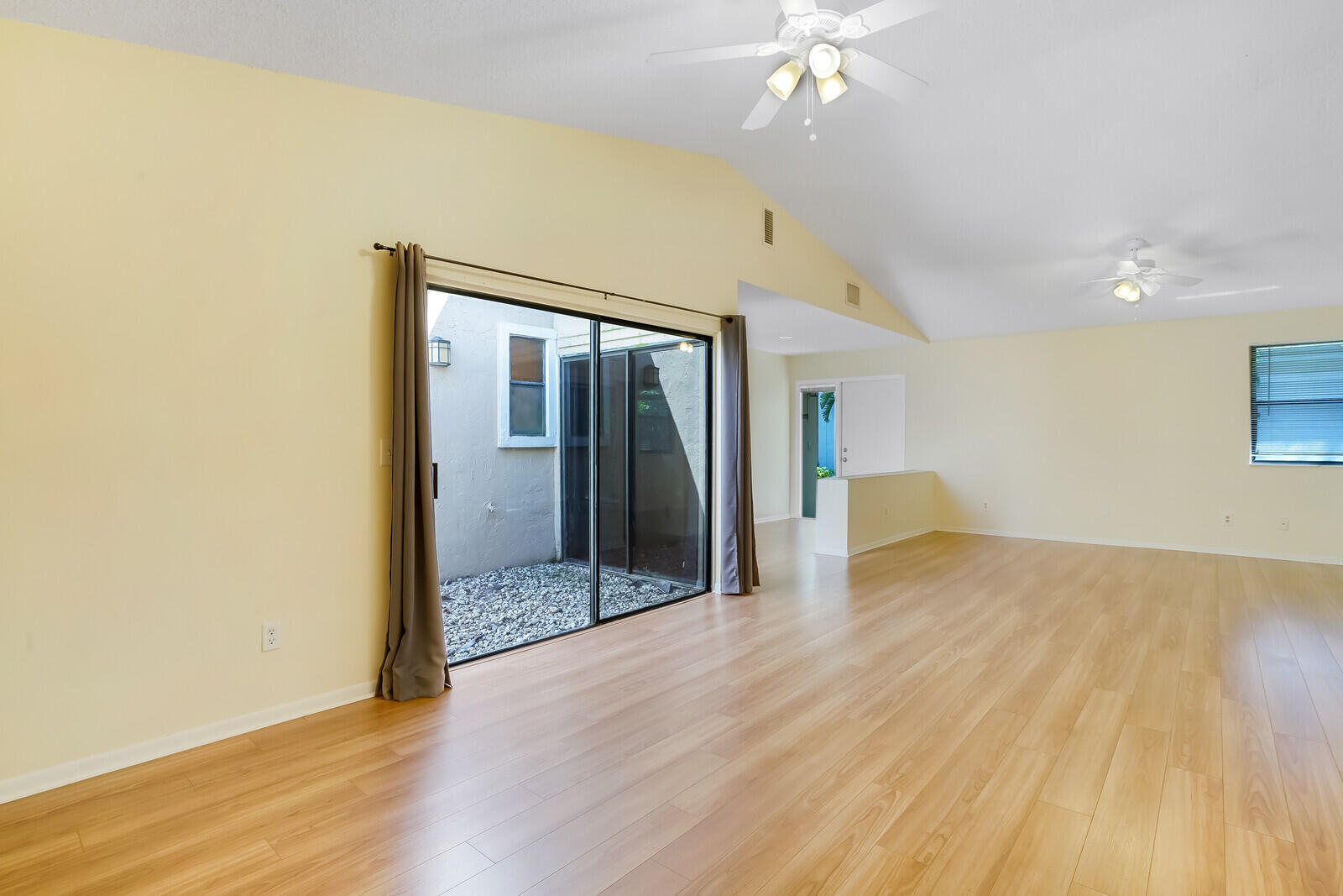 RAINBERRY LAKE PH III-B - Residential