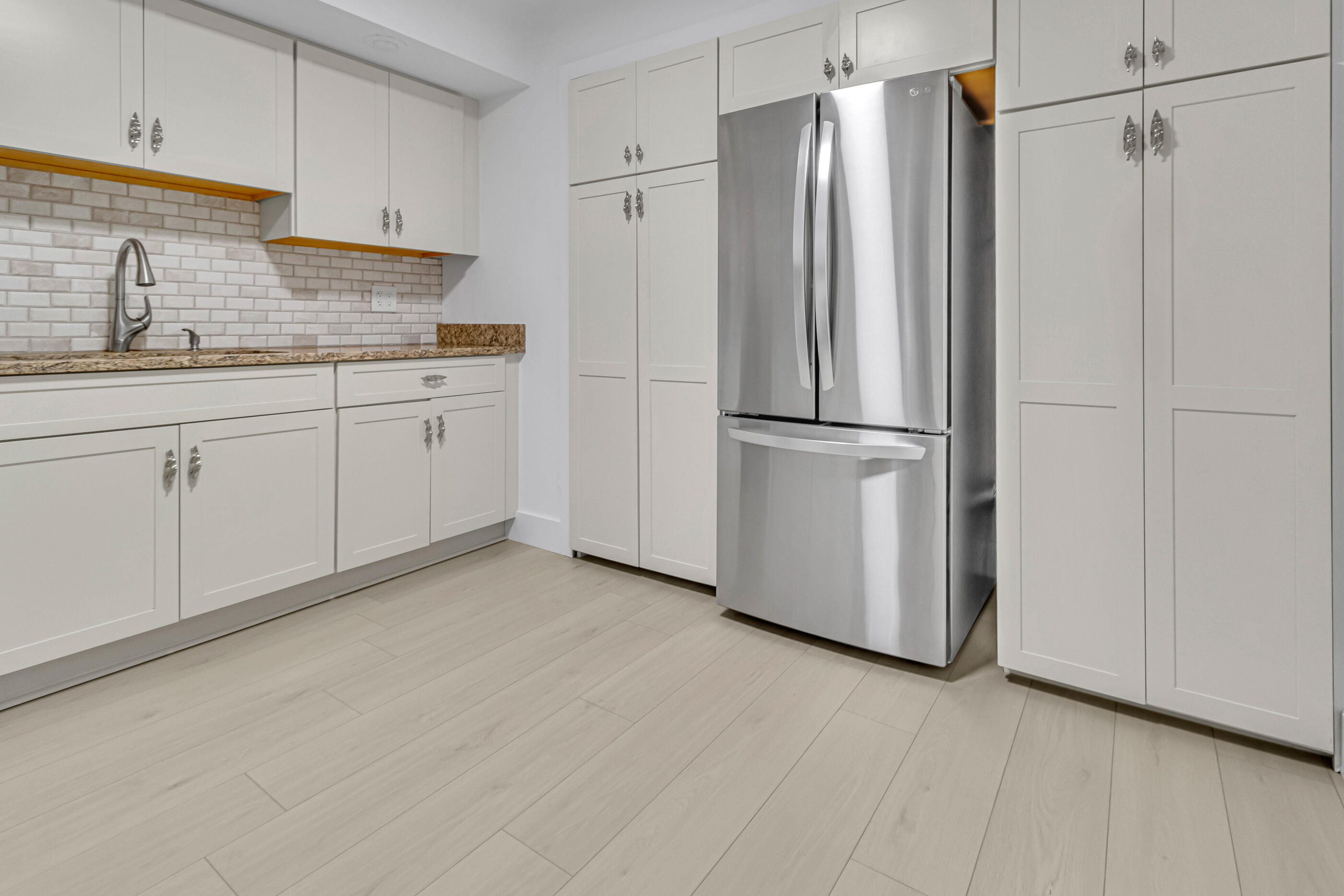 GRANDVIEW AT EMERALD HILLS CONDO - Residential Lease