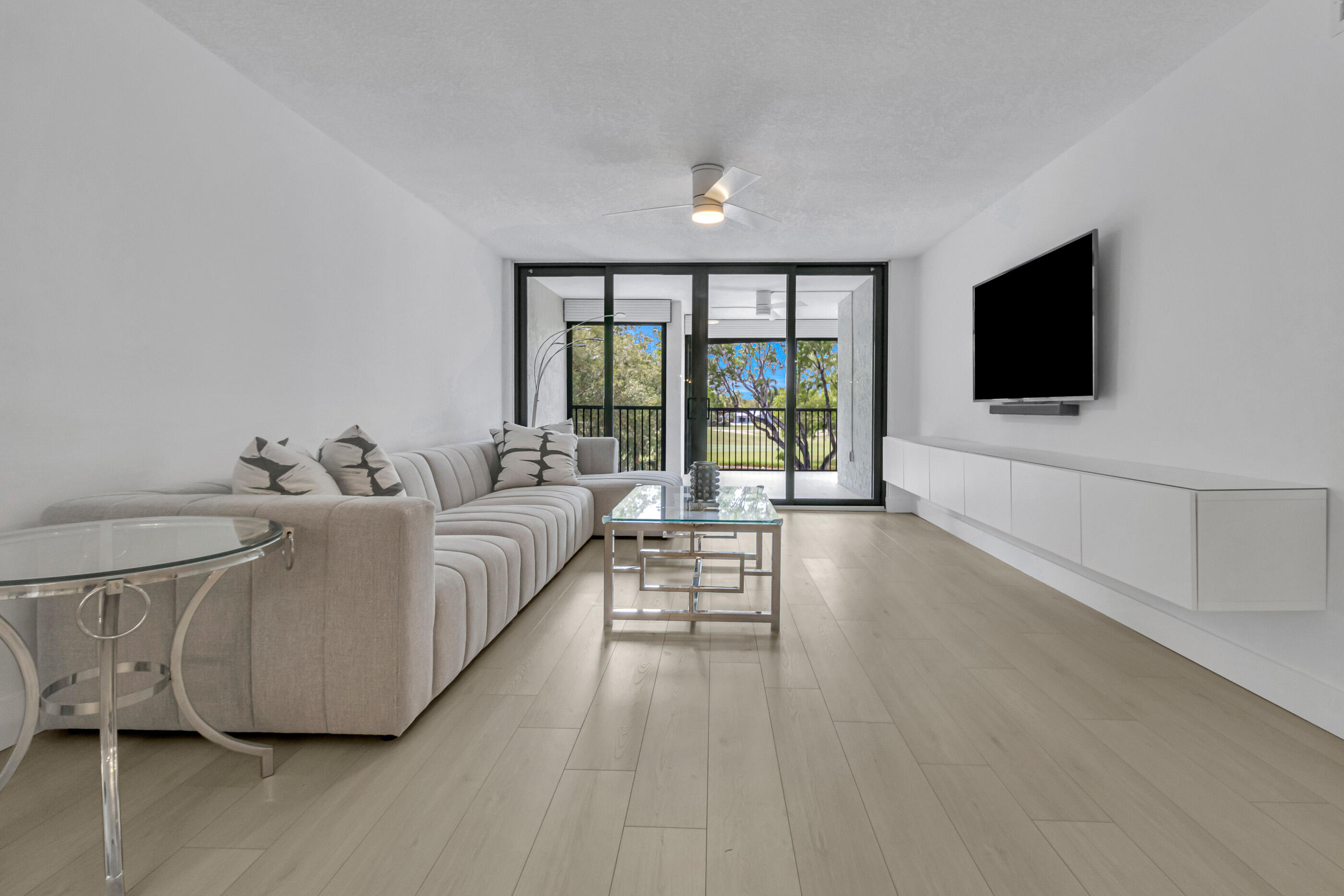 GRANDVIEW AT EMERALD HILLS CONDO - Residential Lease