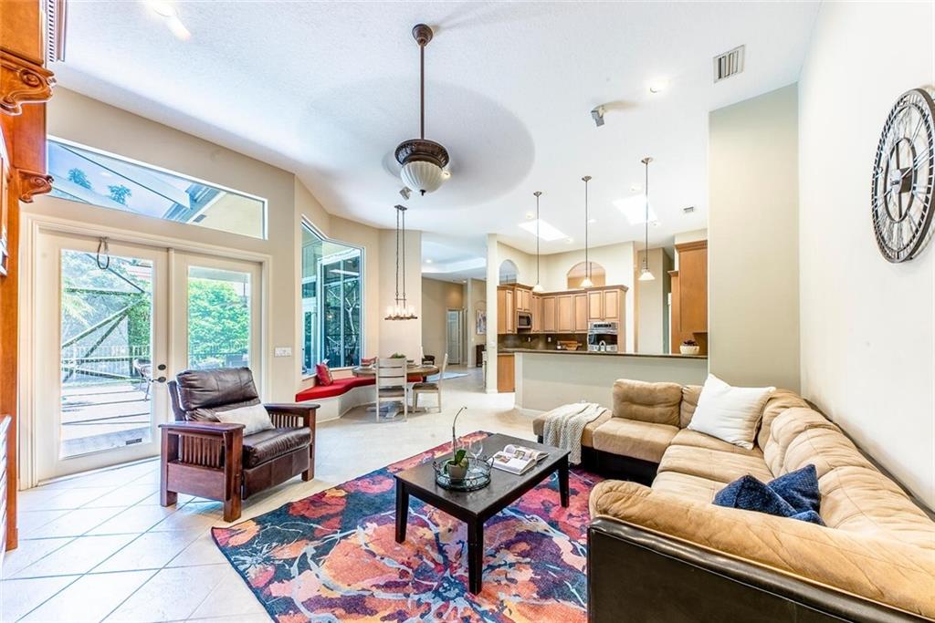 Fox Ridge 157-8 B - Residential