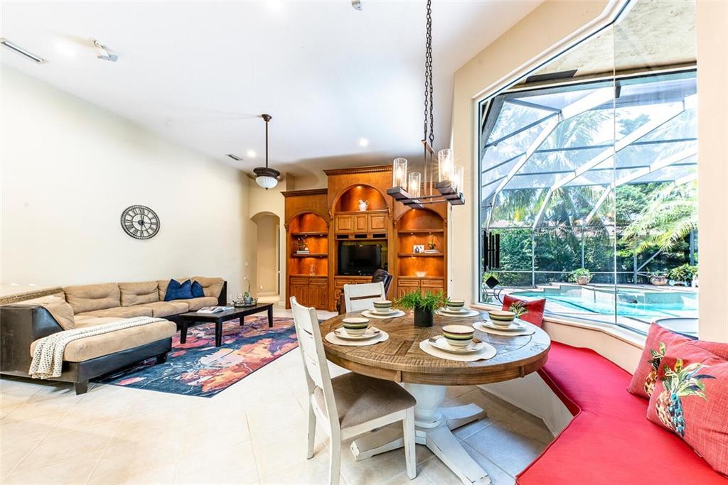 Fox Ridge 157-8 B - Residential