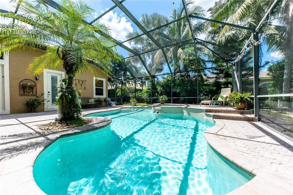 Fox Ridge 157-8 B - Residential