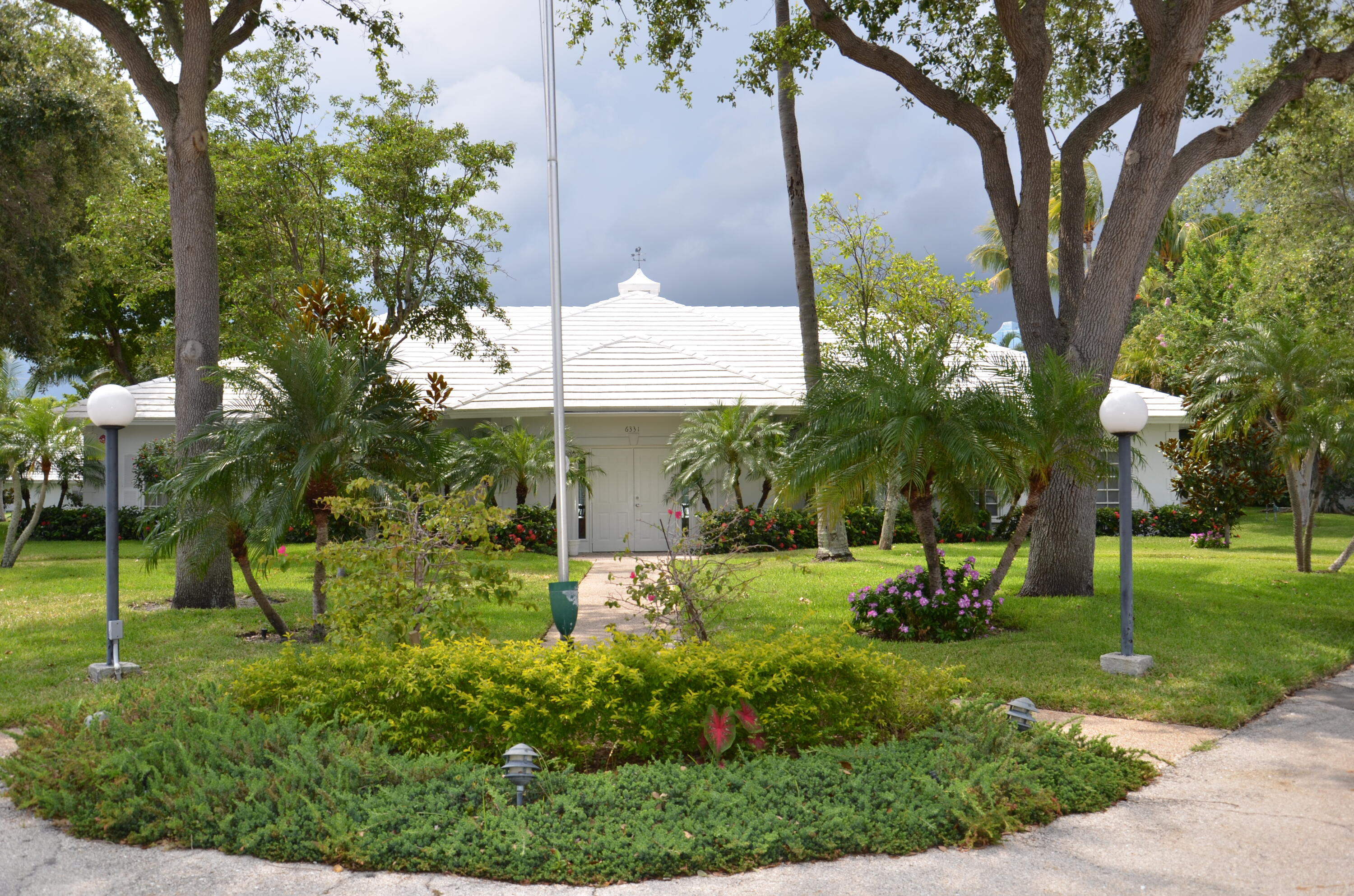 BAY COLONY CLUB CONDO - Residential