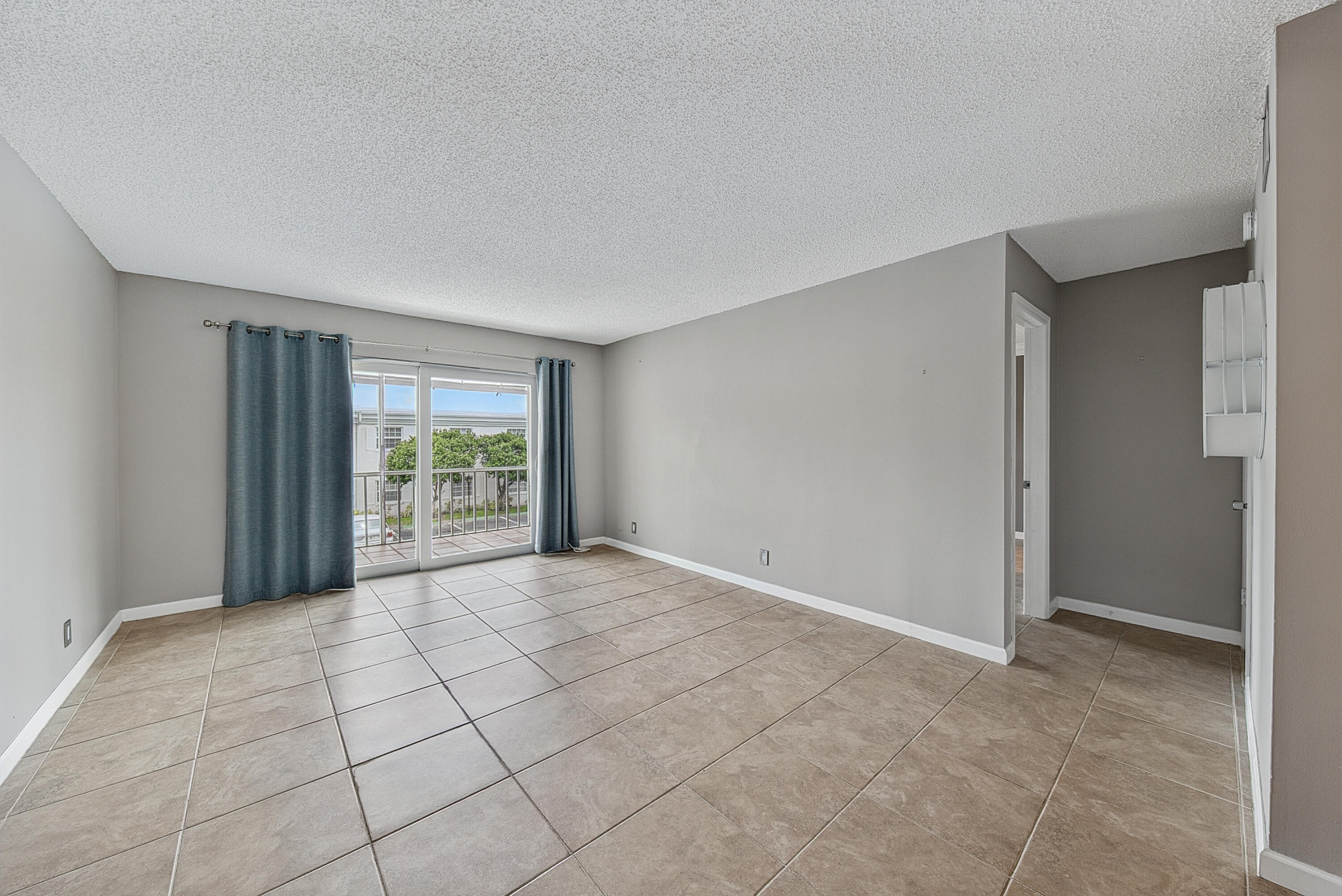 BAY COLONY CLUB CONDO - Residential