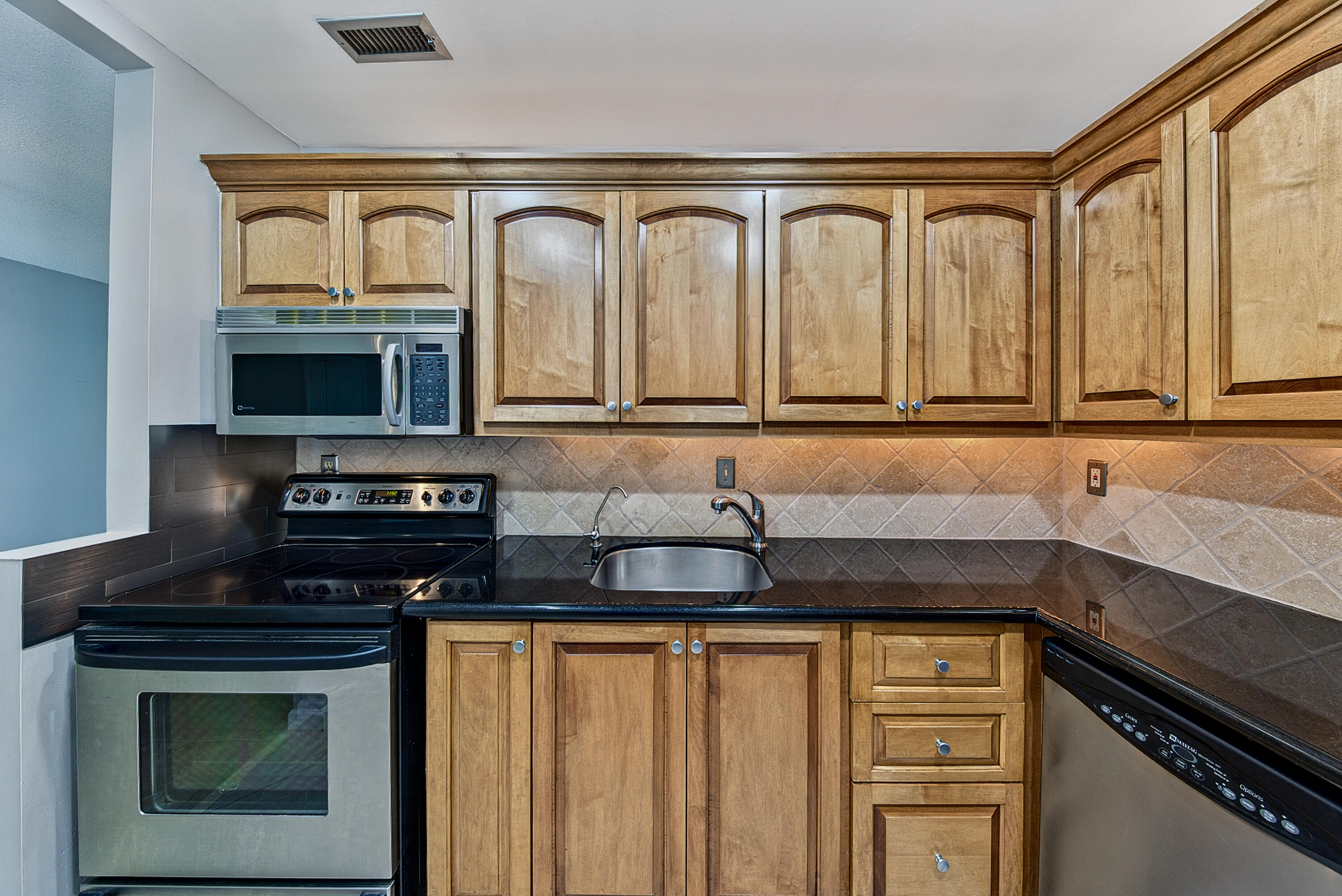 BAY COLONY CLUB CONDO - Residential