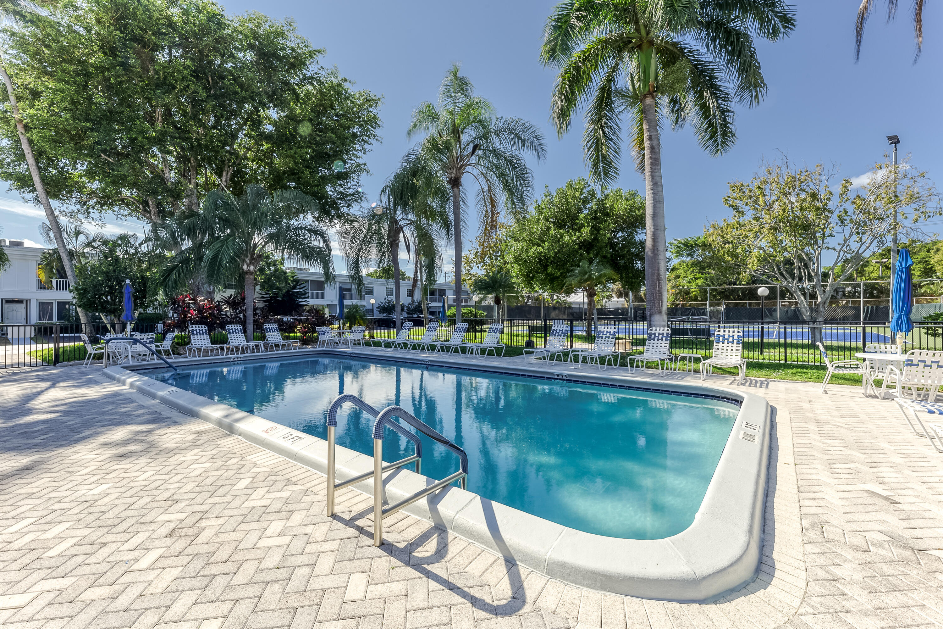 BAY COLONY CLUB CONDO - Residential