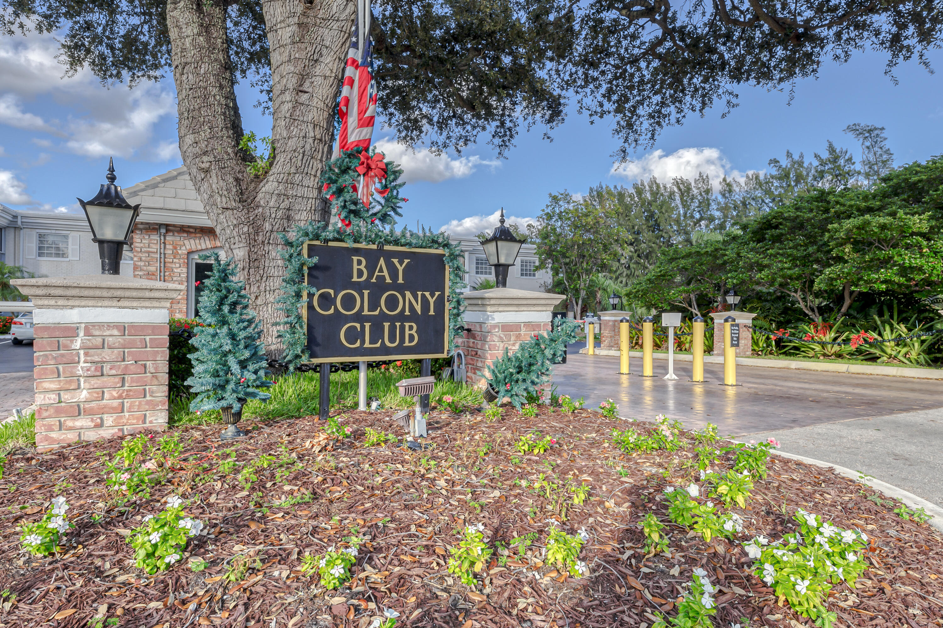 BAY COLONY CLUB CONDO - Residential