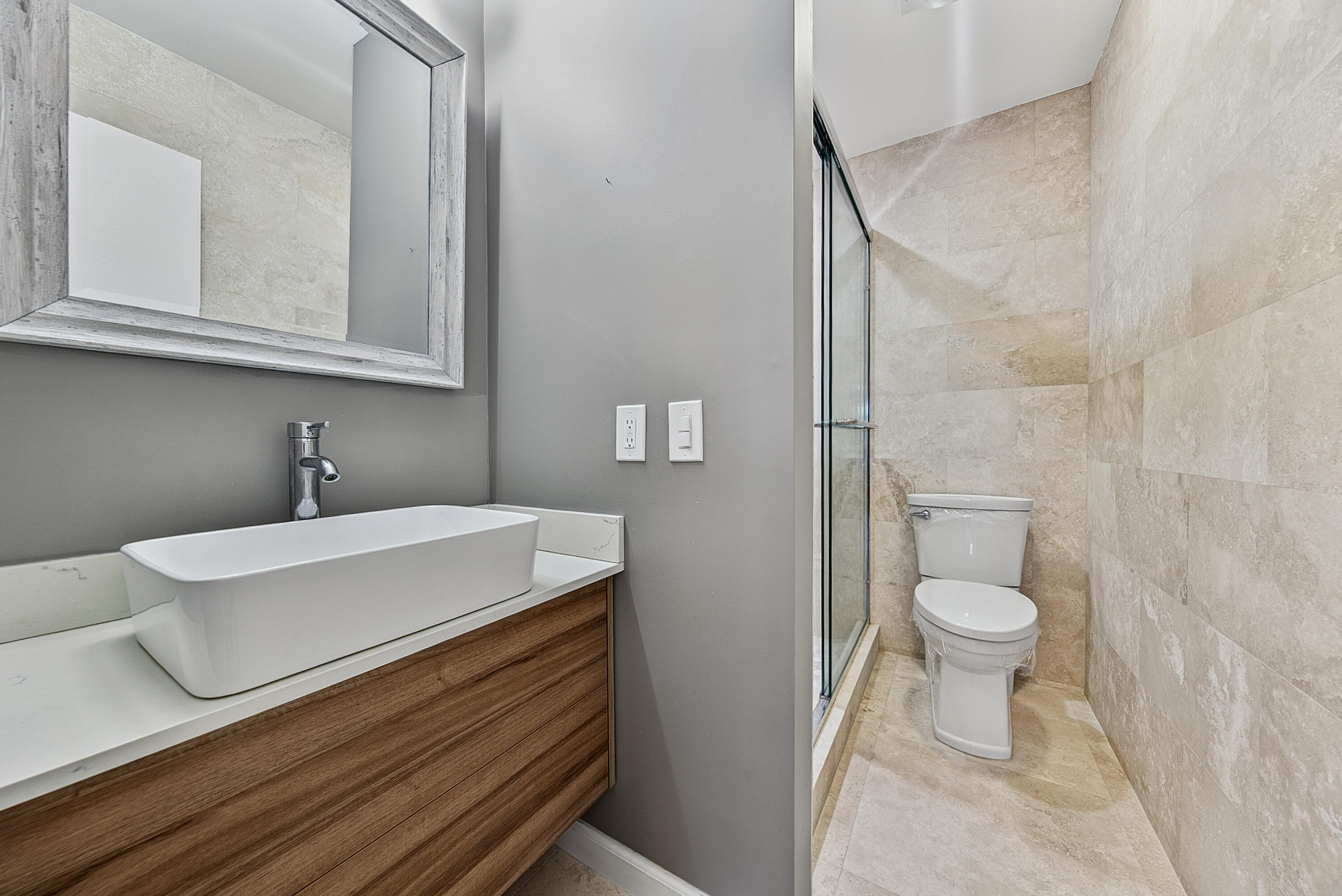 BAY COLONY CLUB CONDO - Residential