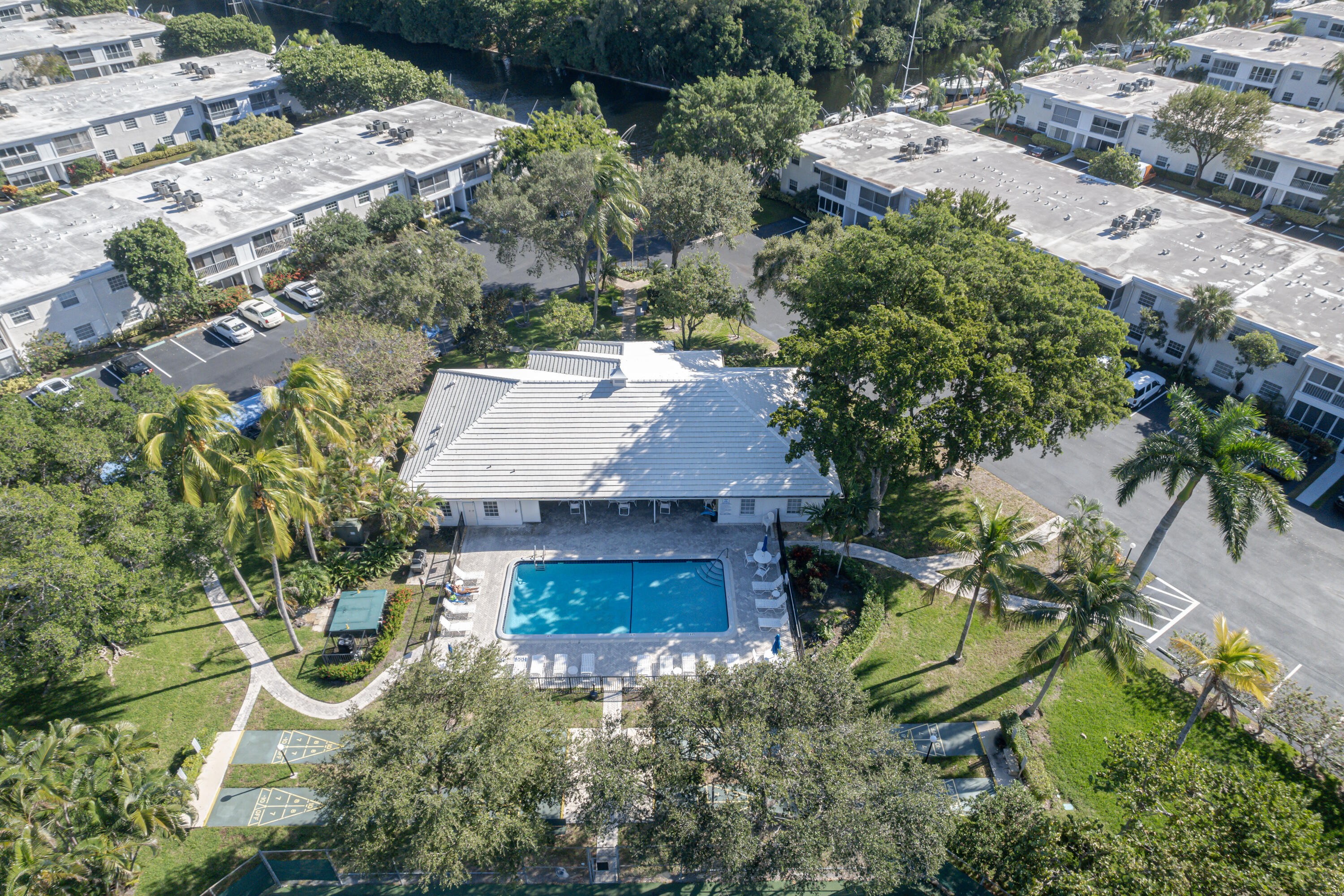 BAY COLONY CLUB CONDO - Residential