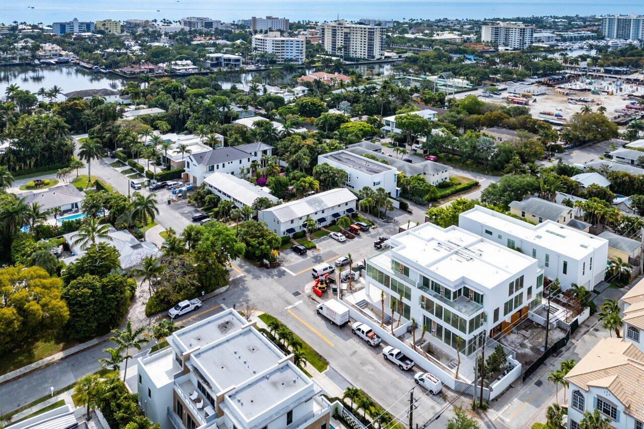 DELRAY TOWN OF - Residential