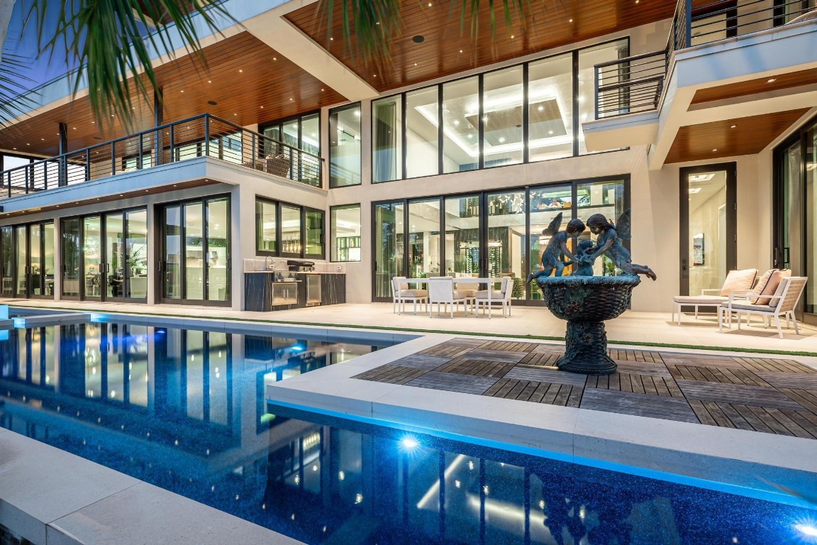 SUNRISE KEY - Residential