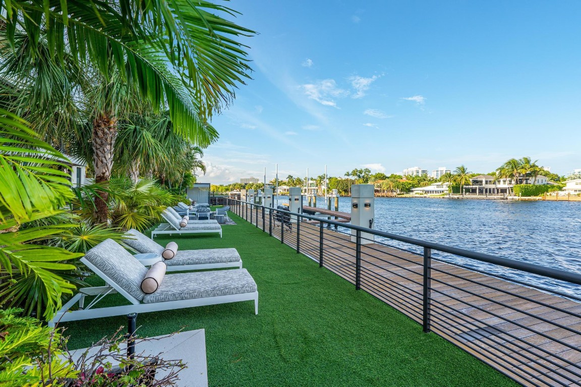 SUNRISE KEY - Residential