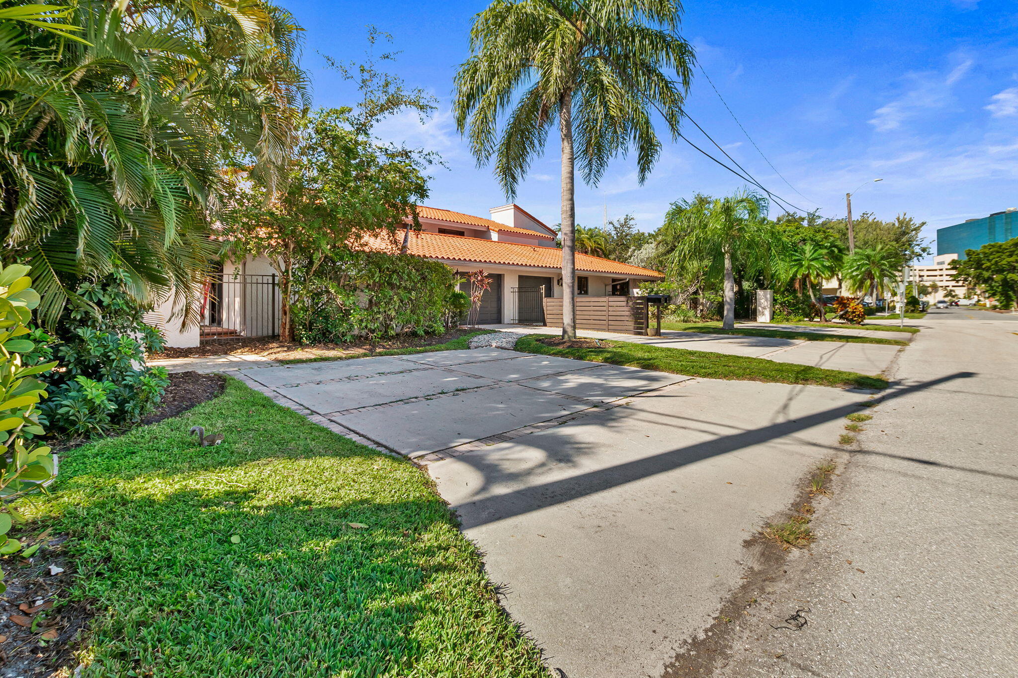 CORAL RIDGE COUNTRY CLUB ADD - Residential Lease