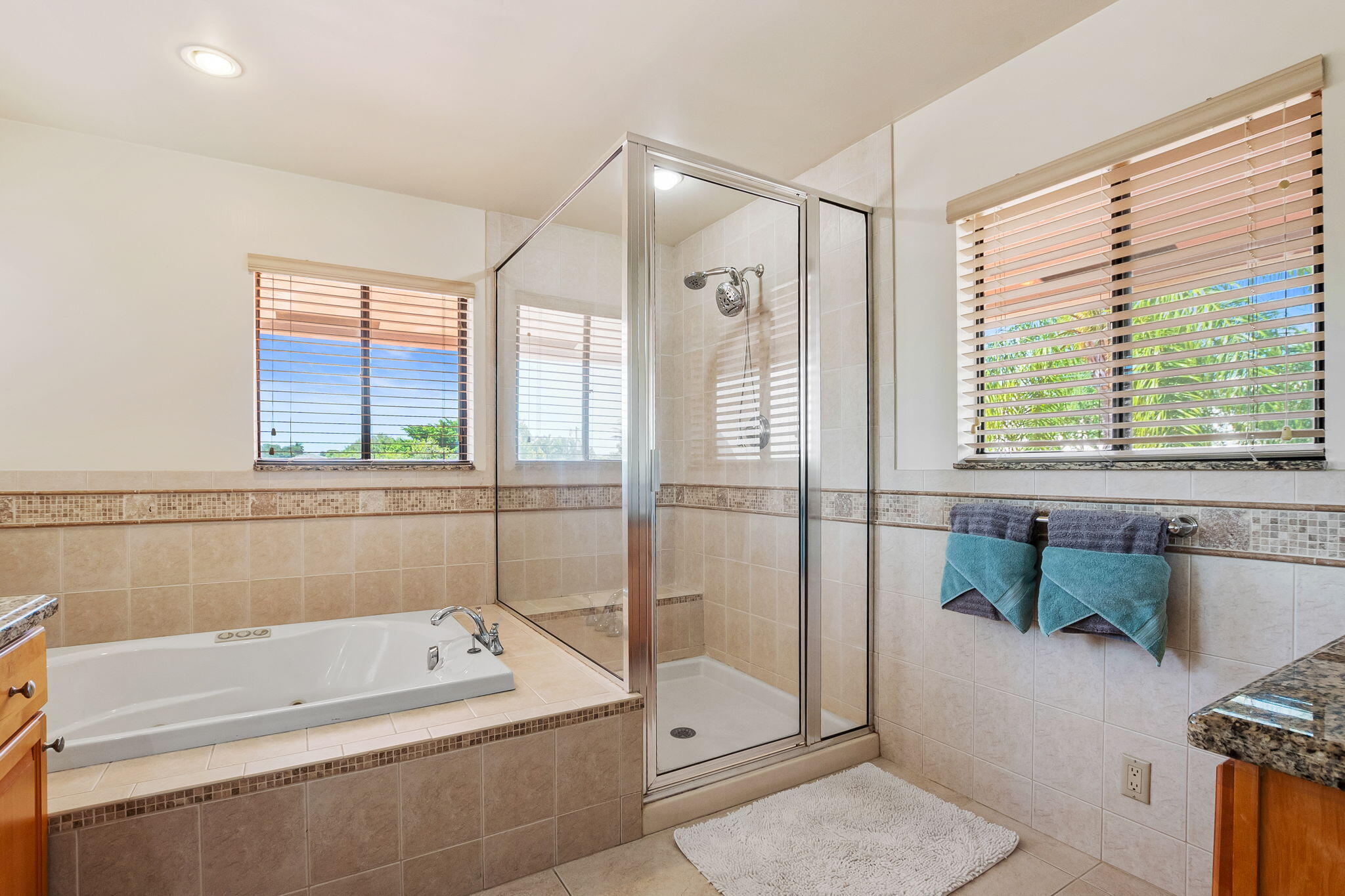 CORAL RIDGE COUNTRY CLUB ADD - Residential Lease