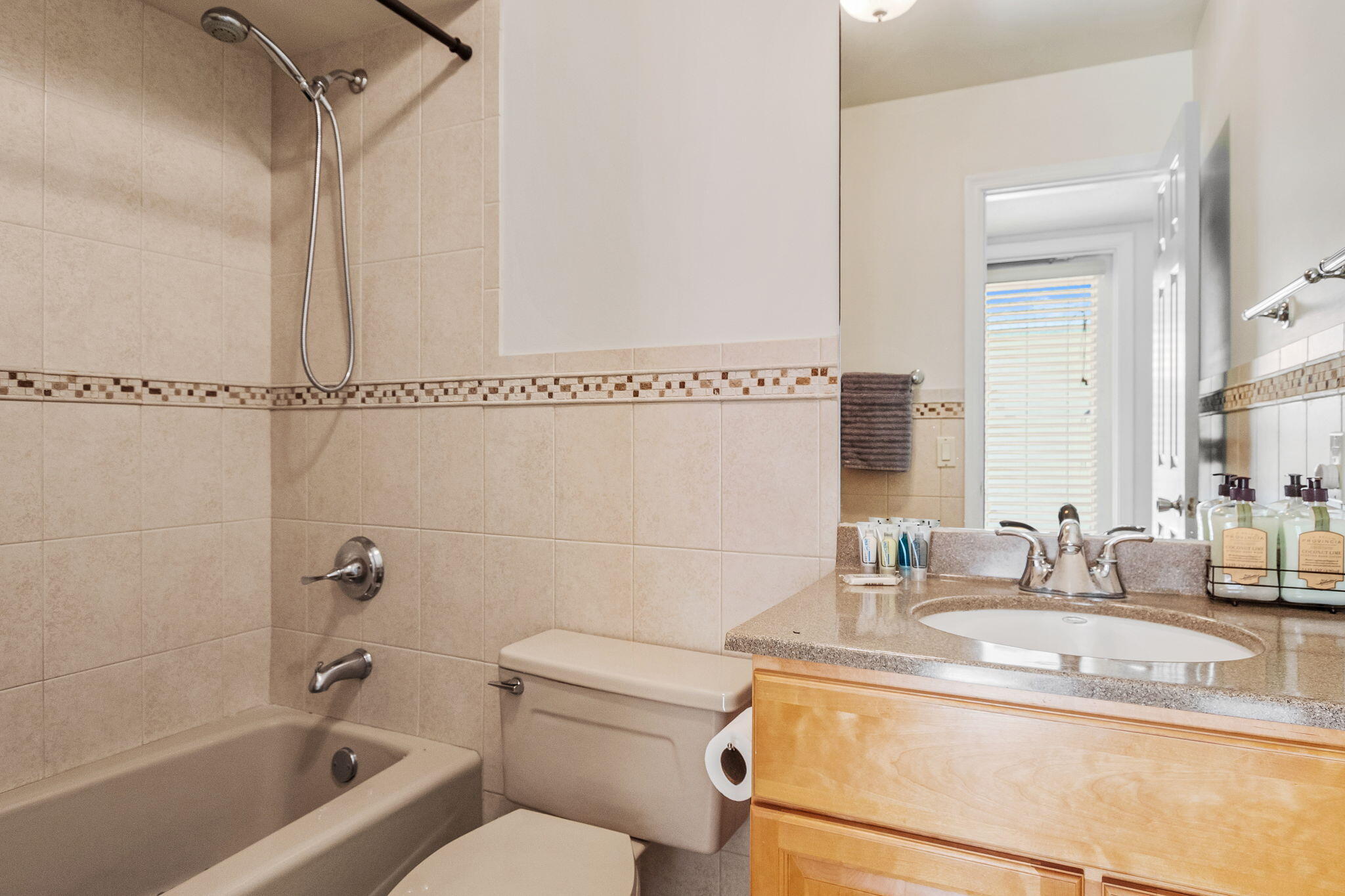 CORAL RIDGE COUNTRY CLUB ADD - Residential Lease