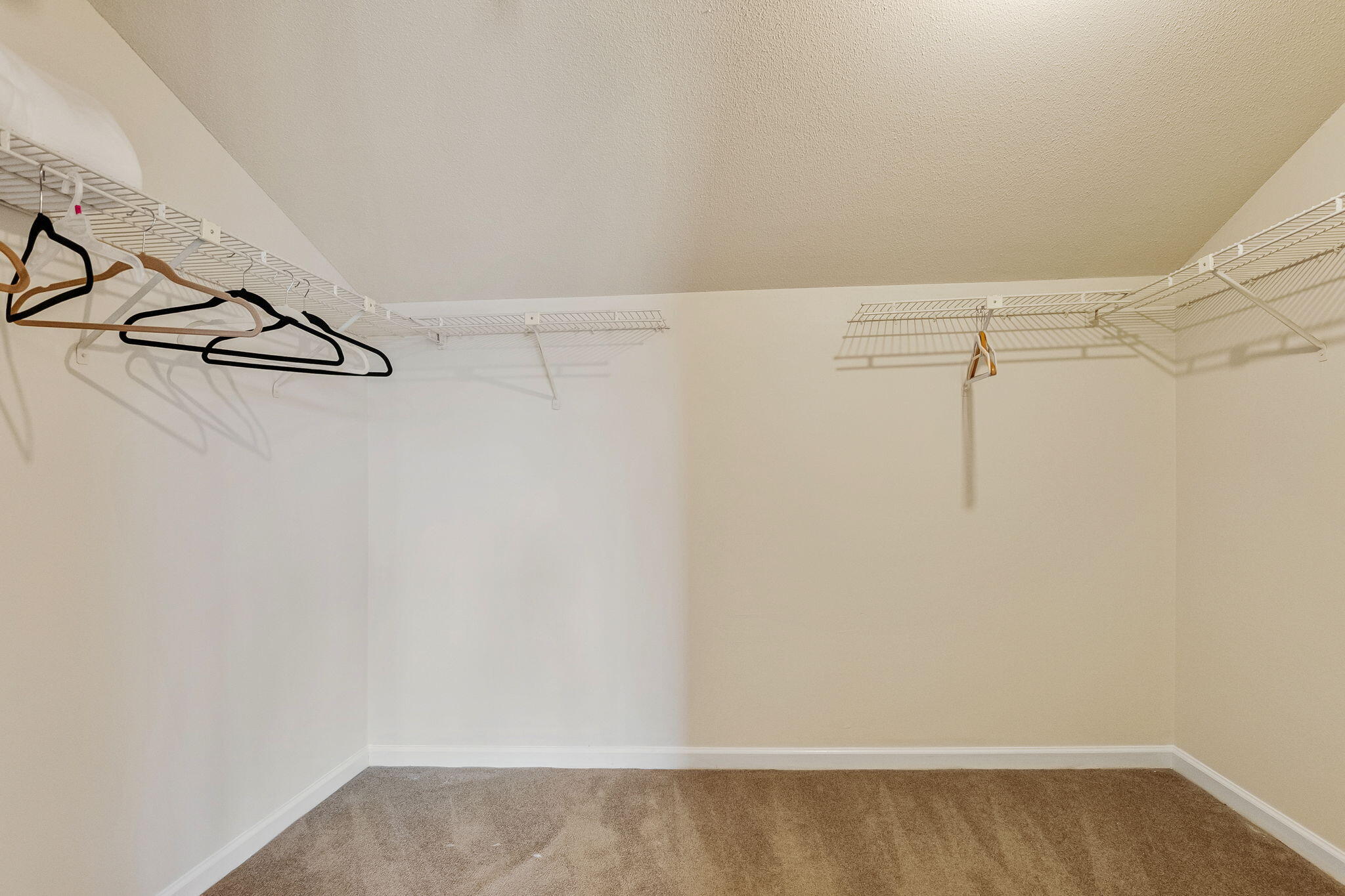 CORAL RIDGE COUNTRY CLUB ADD - Residential Lease