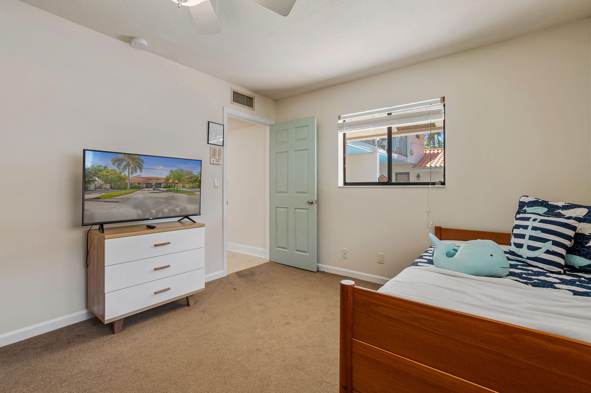 CORAL RIDGE COUNTRY CLUB ADD - Residential Lease