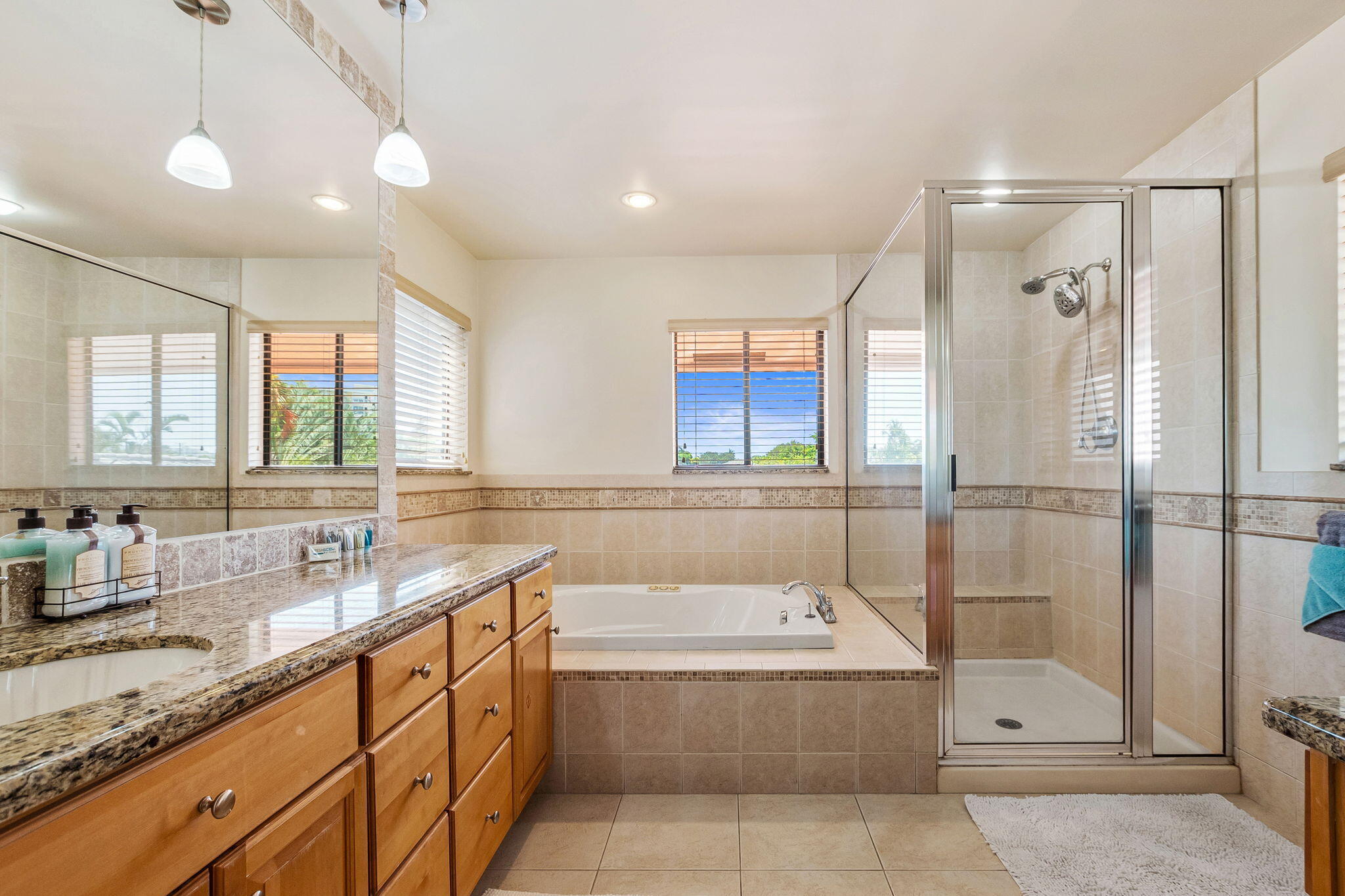 CORAL RIDGE COUNTRY CLUB ADD - Residential Lease