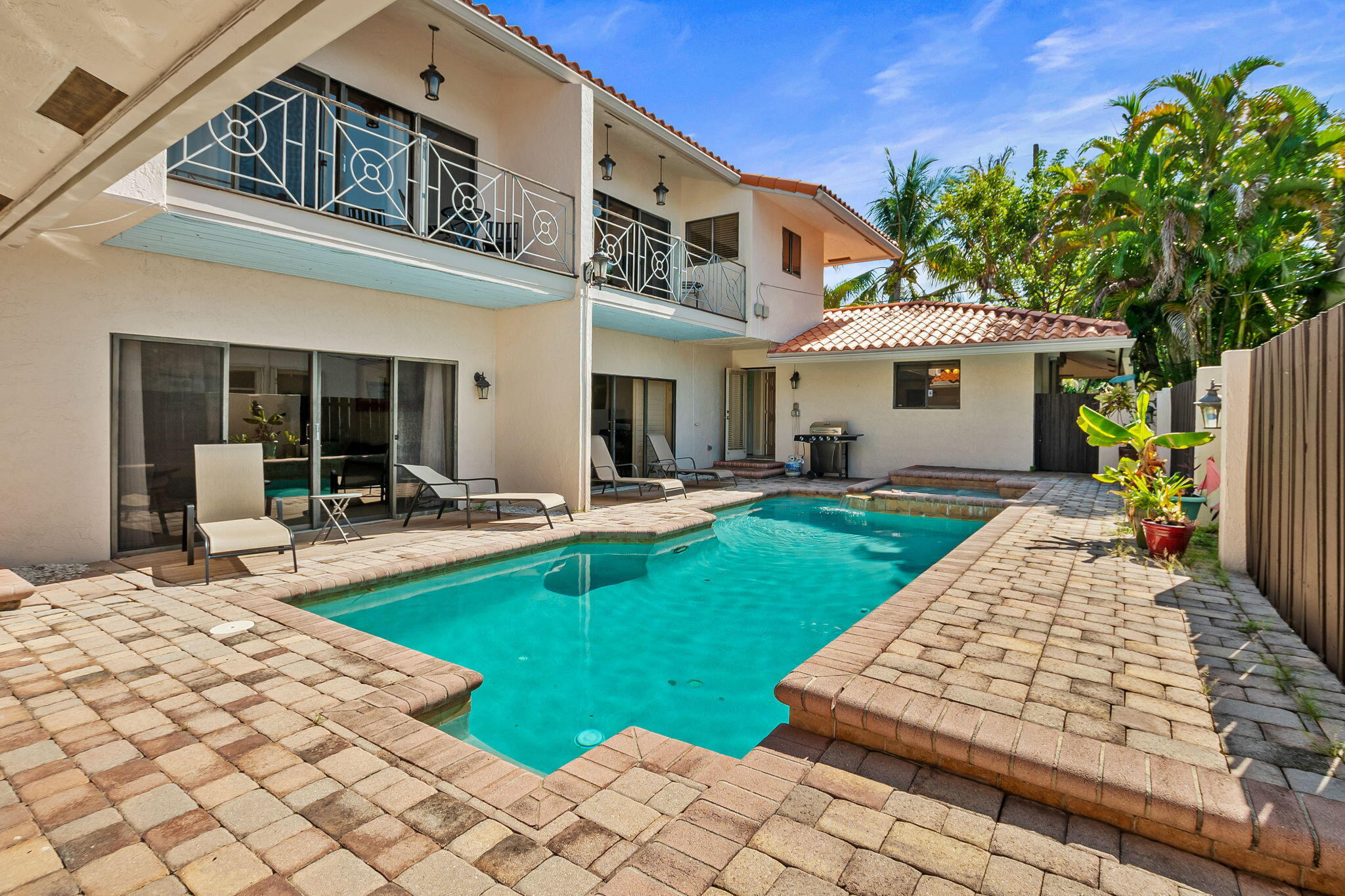 CORAL RIDGE COUNTRY CLUB ADD - Residential Lease