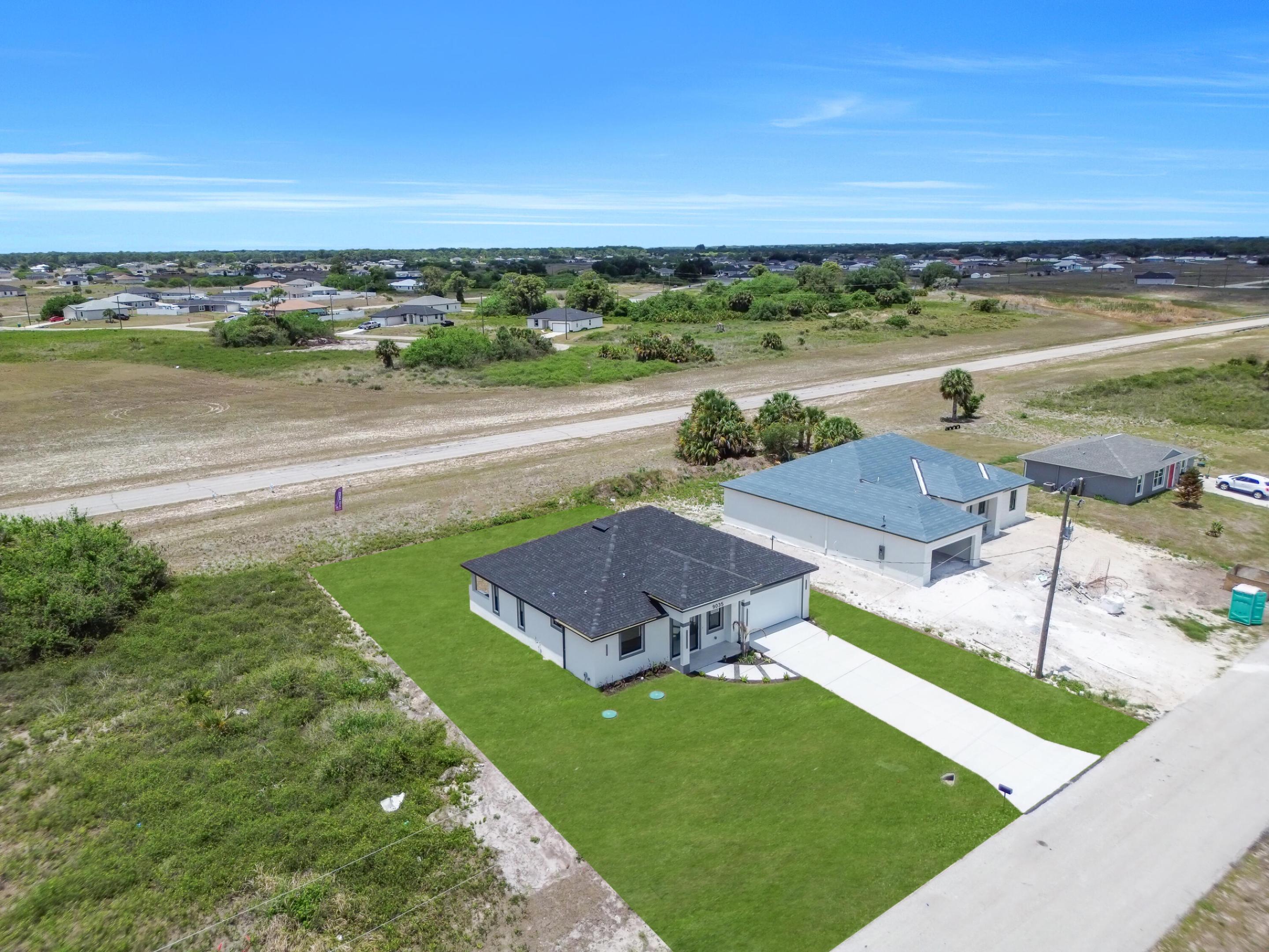PORT LABELLE UNIT 8 - Residential