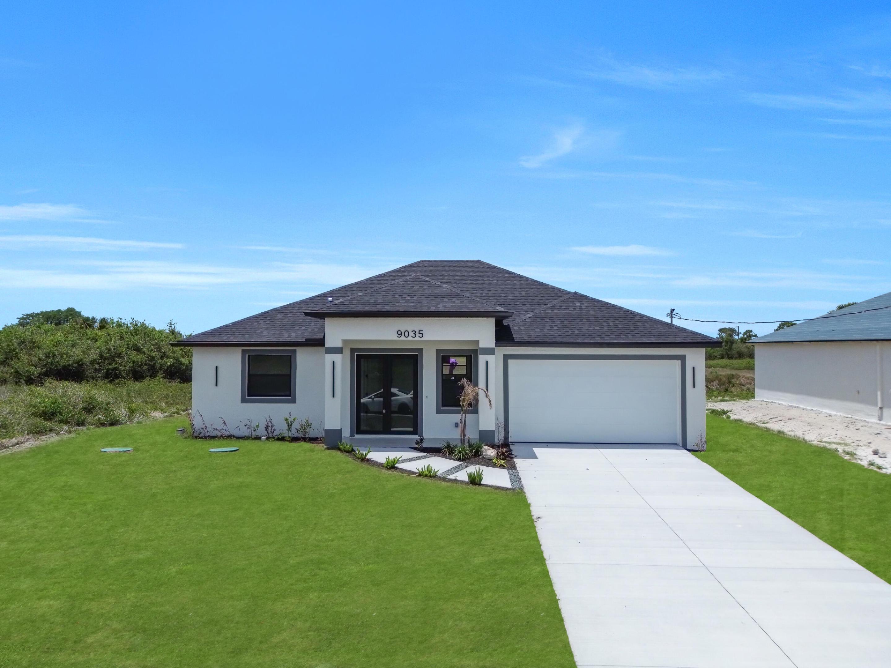 PORT LABELLE UNIT 8 - Residential