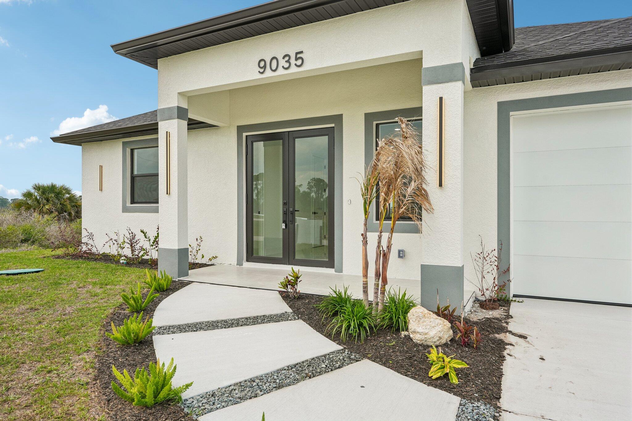 PORT LABELLE UNIT 8 - Residential