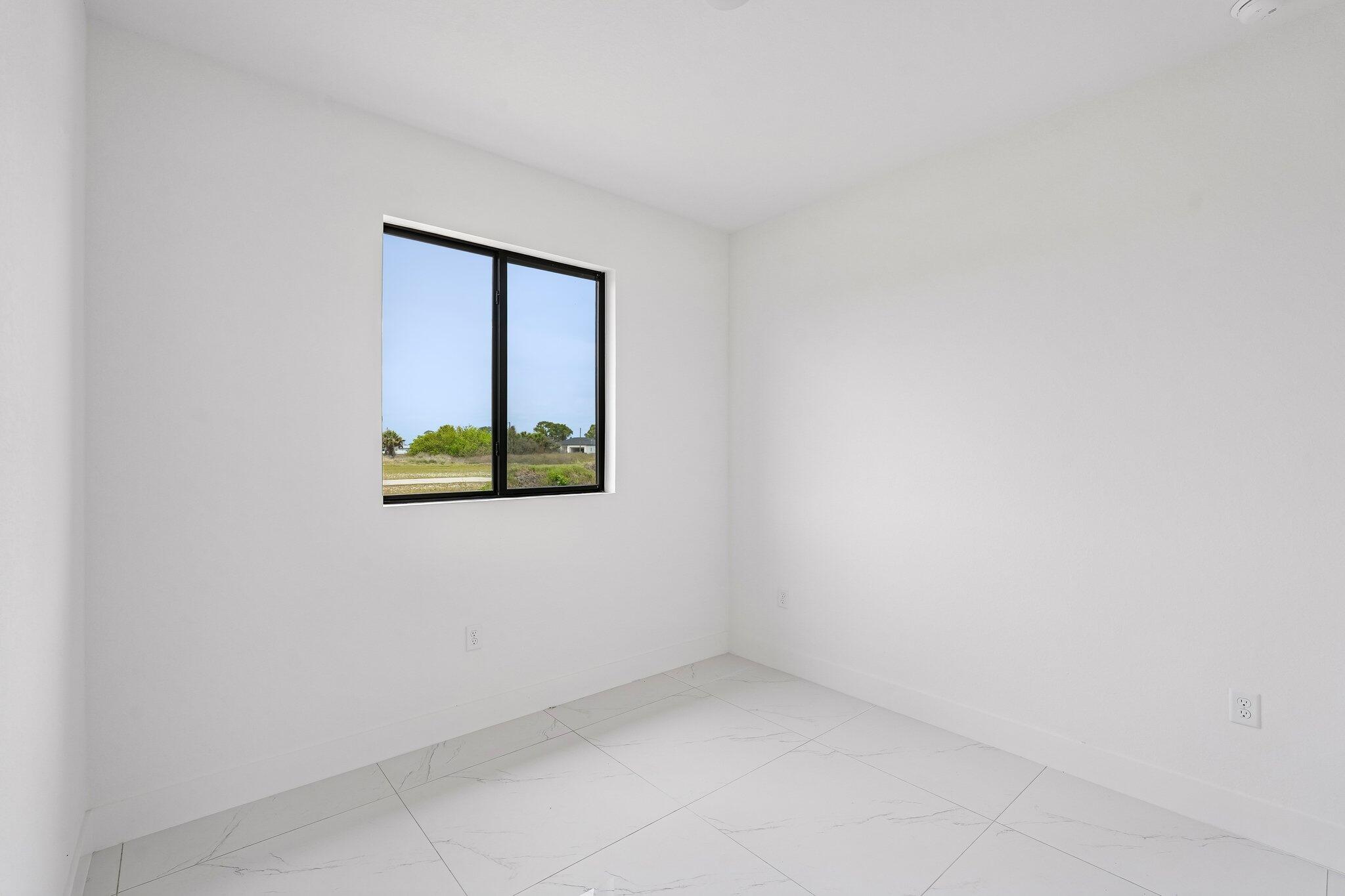 PORT LABELLE UNIT 8 - Residential