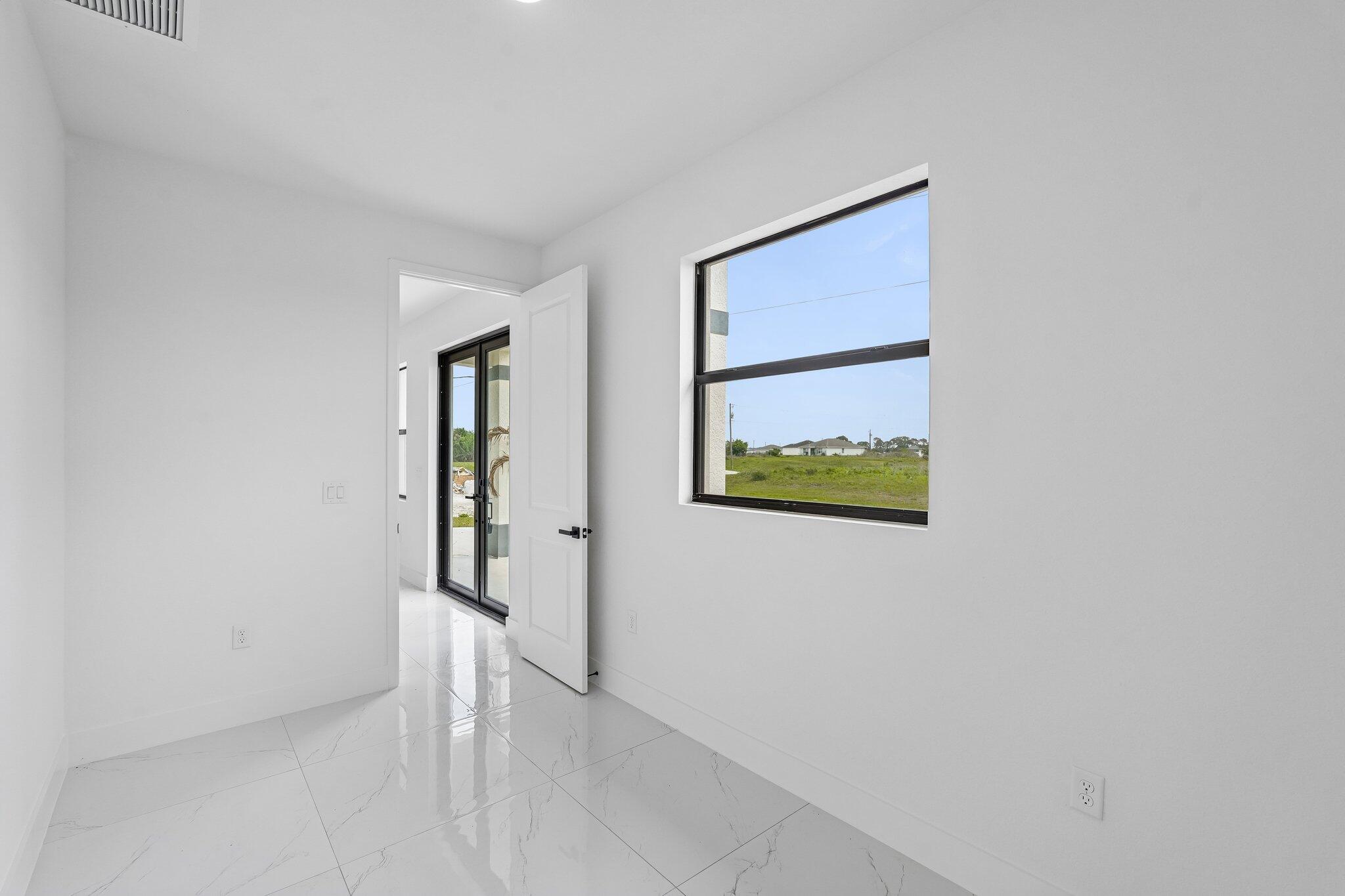 PORT LABELLE UNIT 8 - Residential