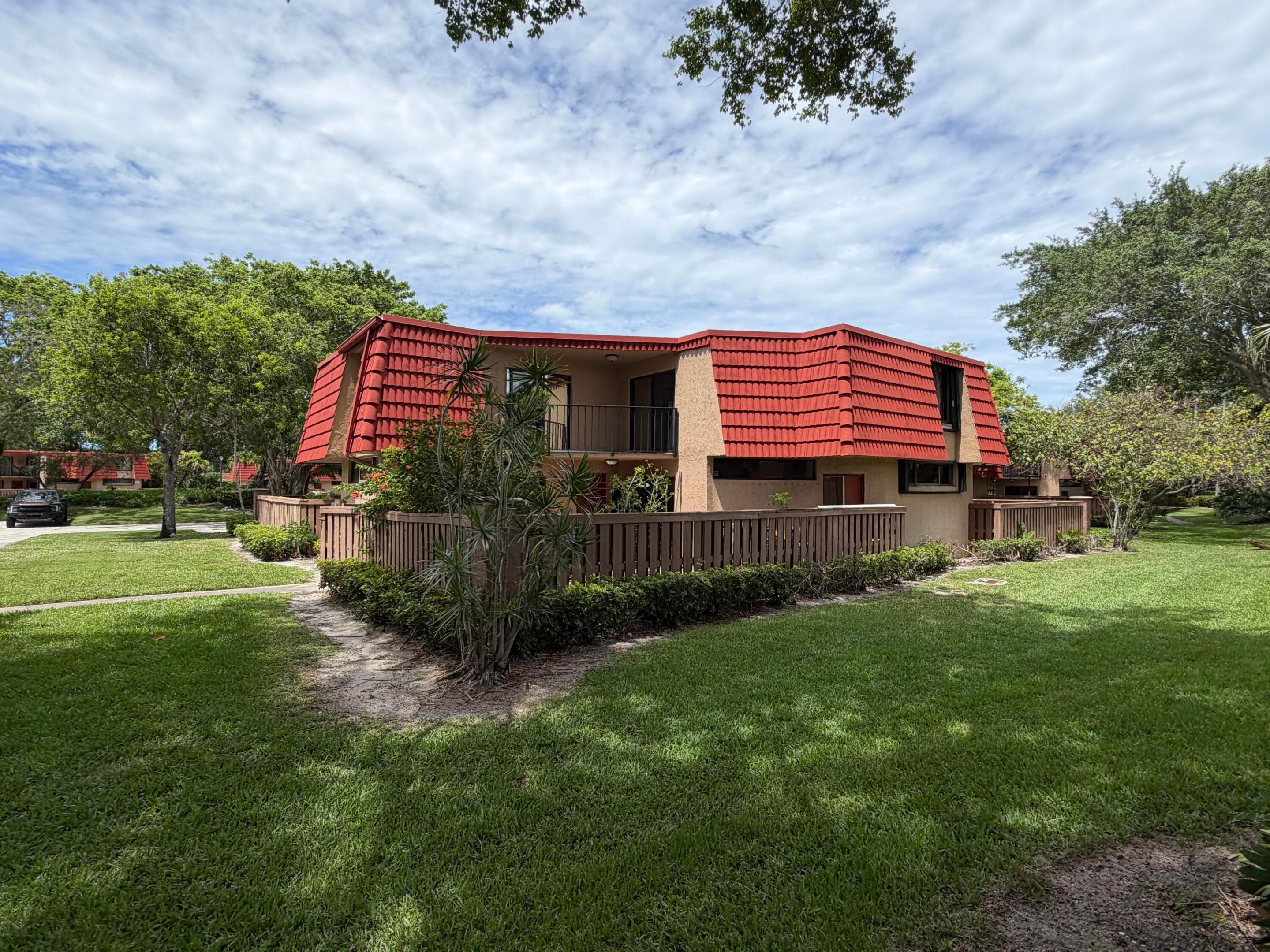 BOCA RIO NORTH - Residential Lease